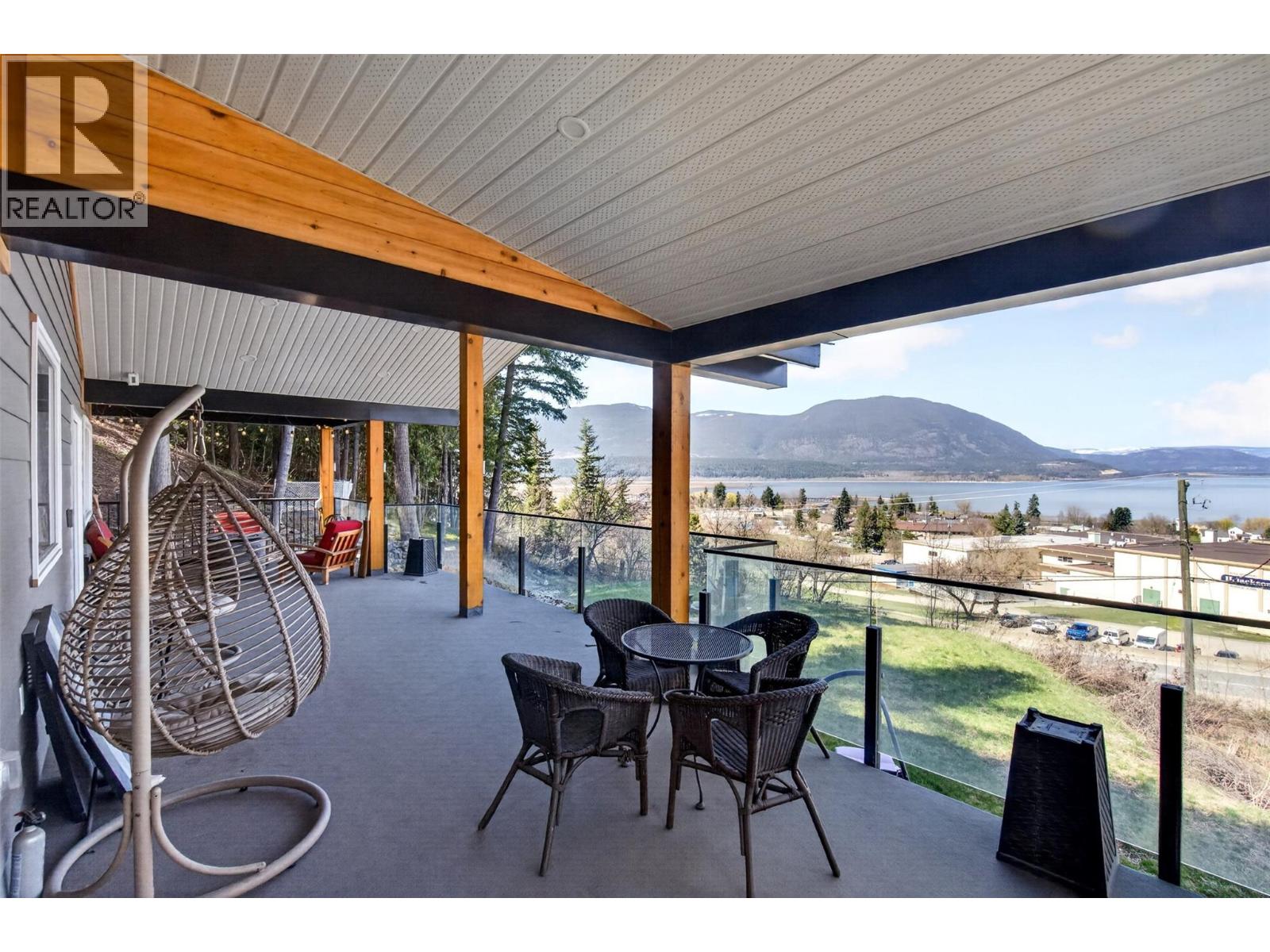 1360 Trans Canada Highway Ne, Salmon Arm, British Columbia  V1E 2S6 - Photo 12 - 10383375