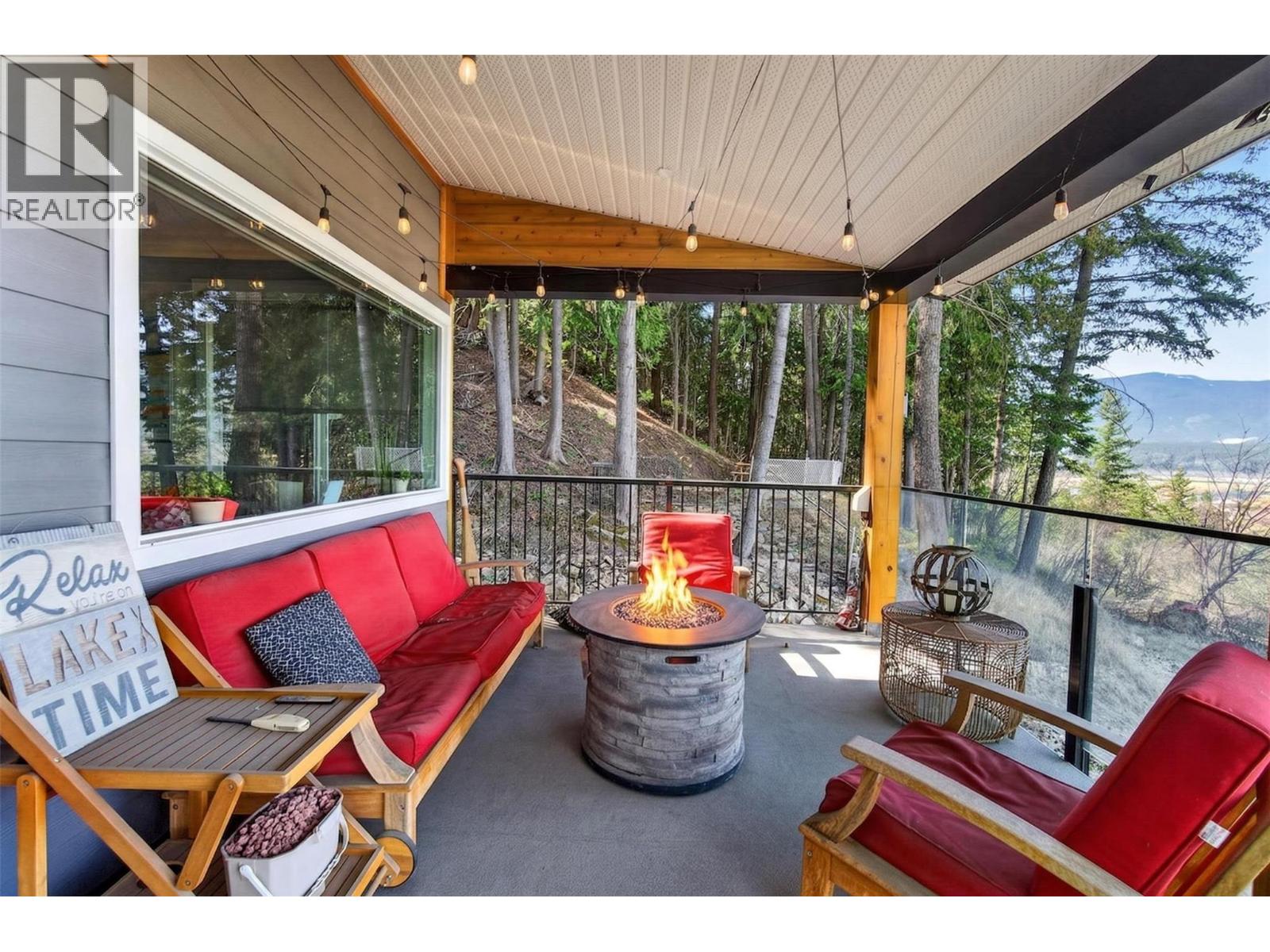 1360 Trans Canada Highway Ne, Salmon Arm, British Columbia  V1E 2S6 - Photo 15 - 10383375