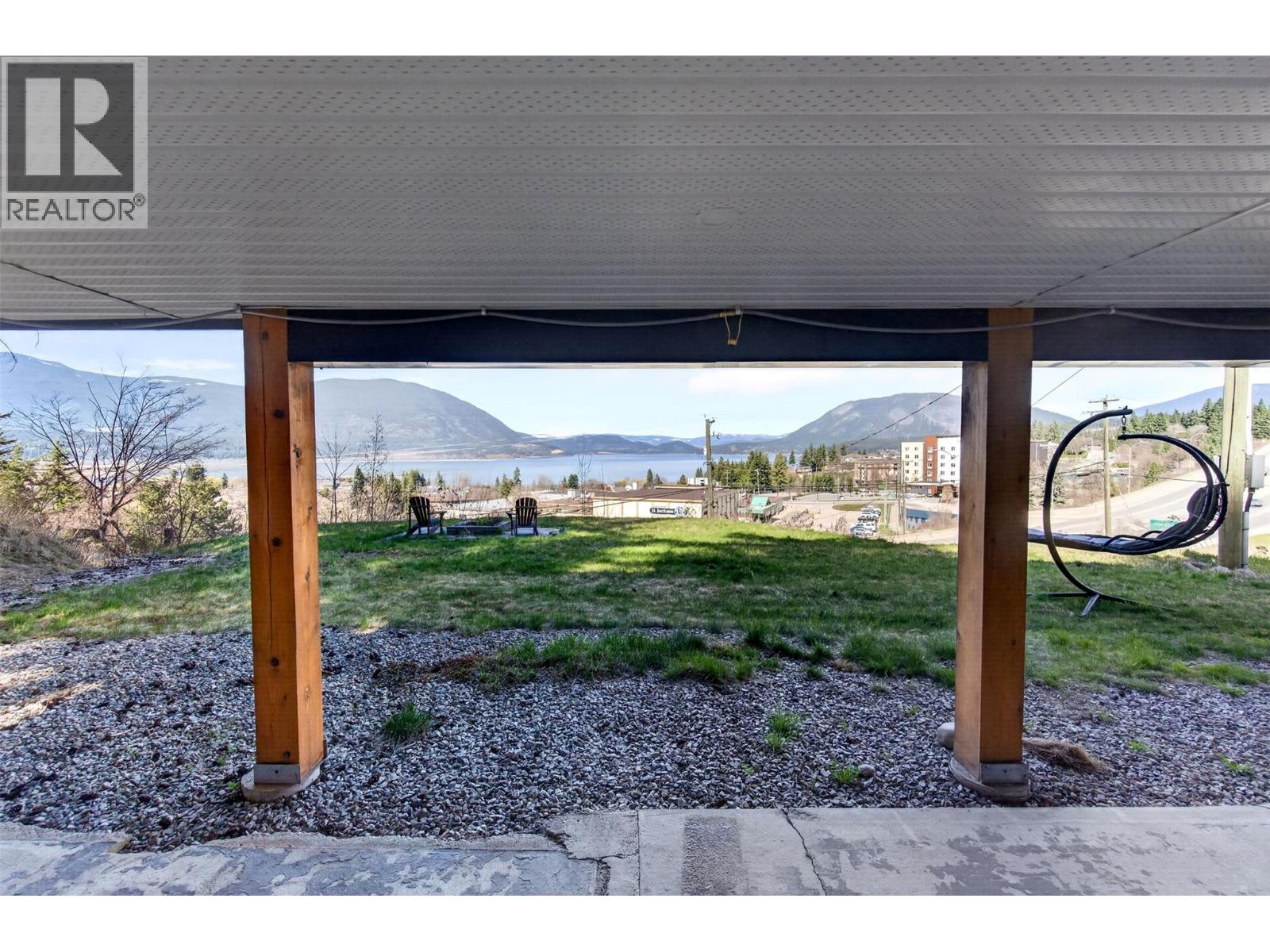 1360 Trans Canada Highway Ne, Salmon Arm, British Columbia  V1E 2S6 - Photo 33 - 10383375