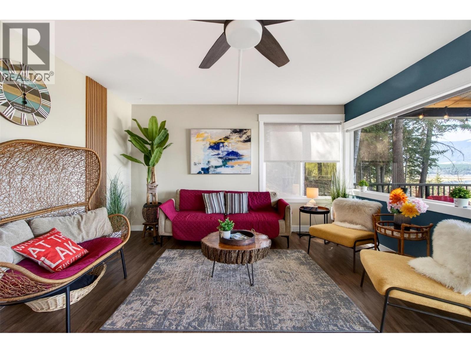 1360 Trans Canada Highway Ne, Salmon Arm, British Columbia  V1E 2S6 - Photo 43 - 10383375