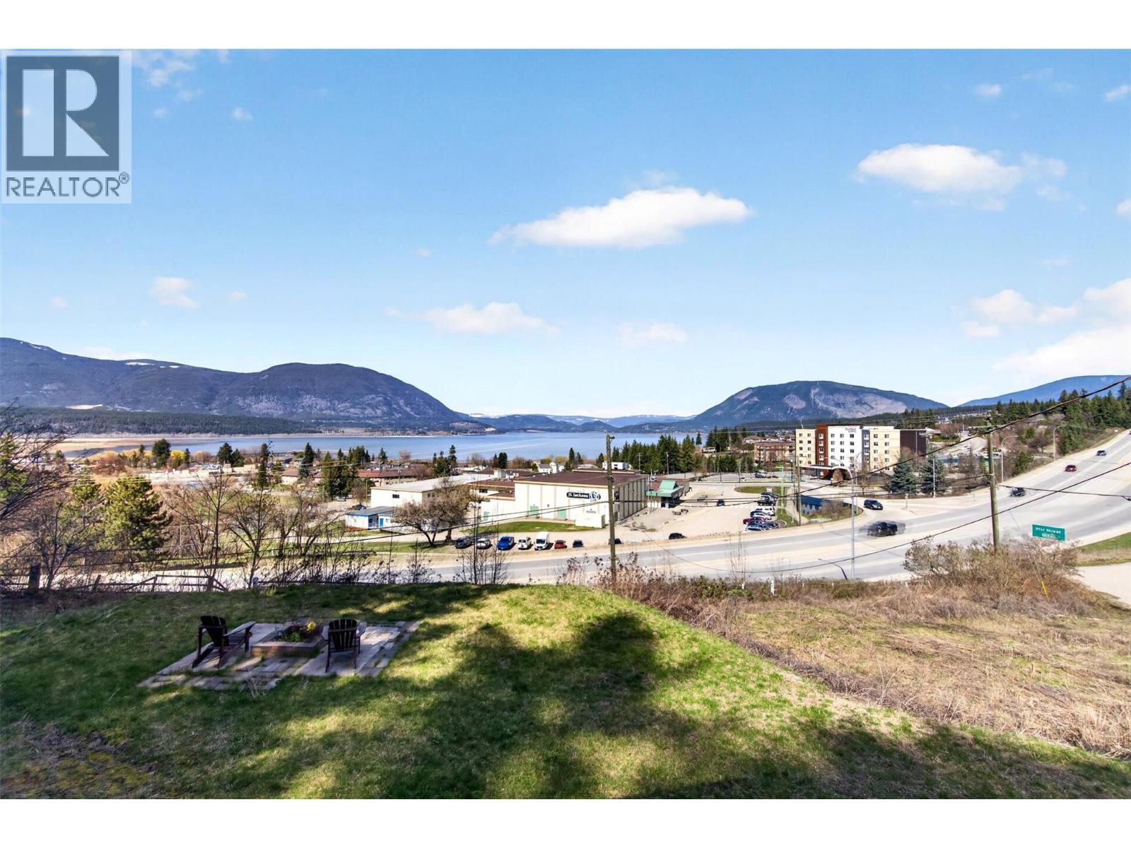 1360 Trans Canada Highway Ne, Salmon Arm, British Columbia  V1E 2S6 - Photo 6 - 10383375