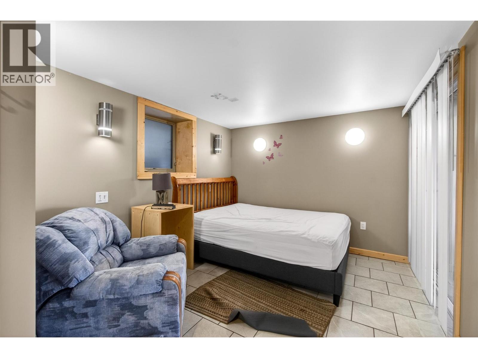 1360 Trans Canada Highway Ne, Salmon Arm, British Columbia  V1E 2S6 - Photo 61 - 10383375