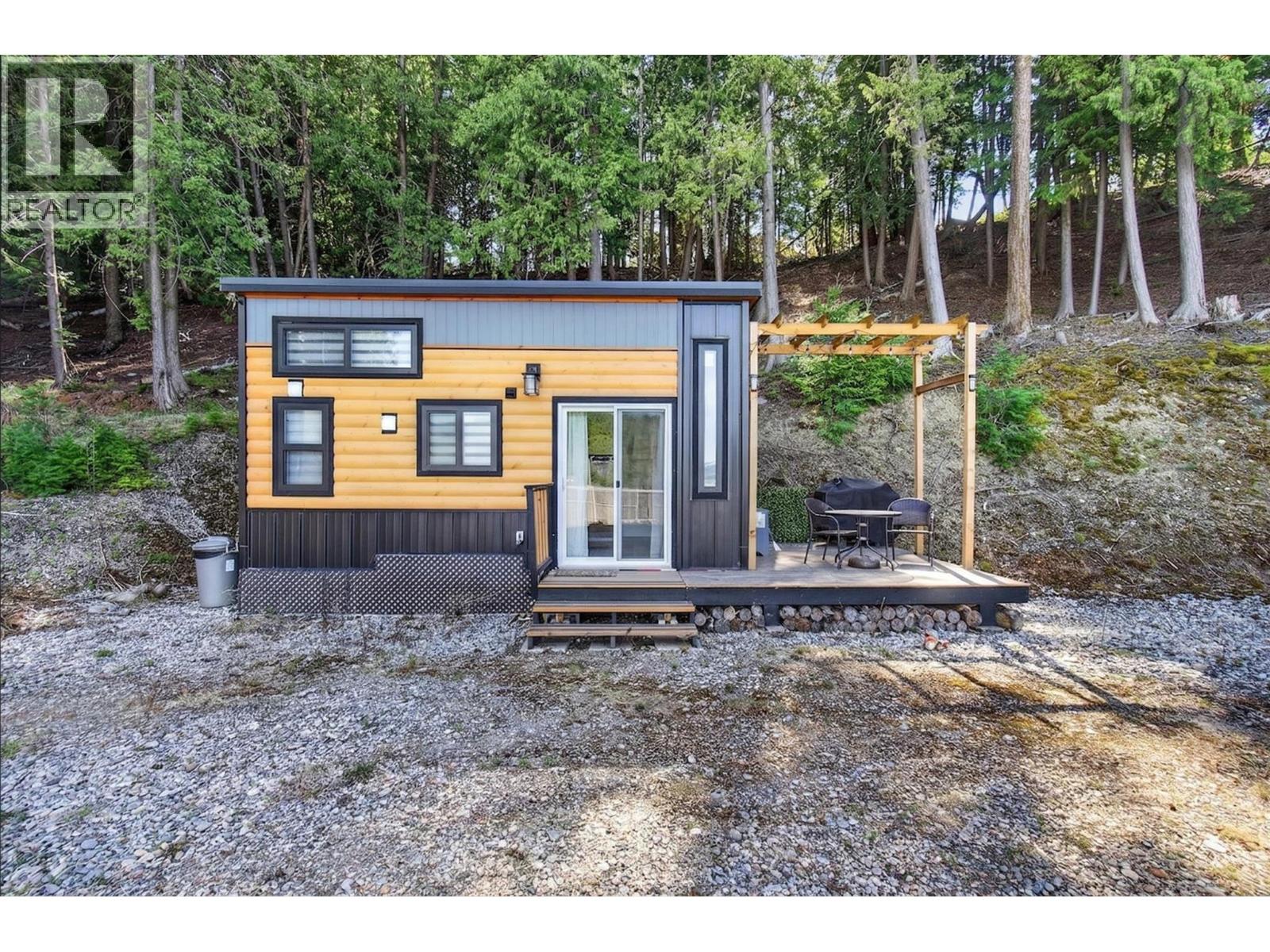 1360 Trans Canada Highway Ne, Salmon Arm, British Columbia  V1E 2S6 - Photo 83 - 10383375