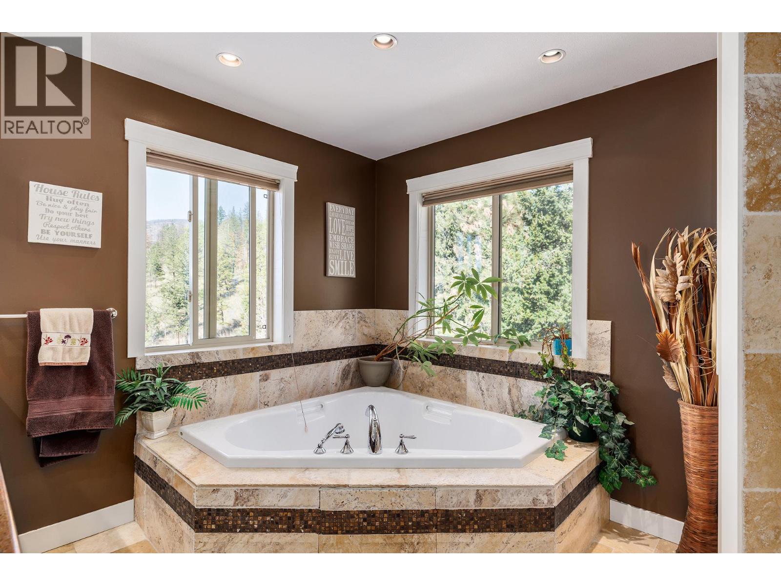 2054 Sunview Drive, West Kelowna, British Columbia  V1Z 3X6 - Photo 14 - 10384228