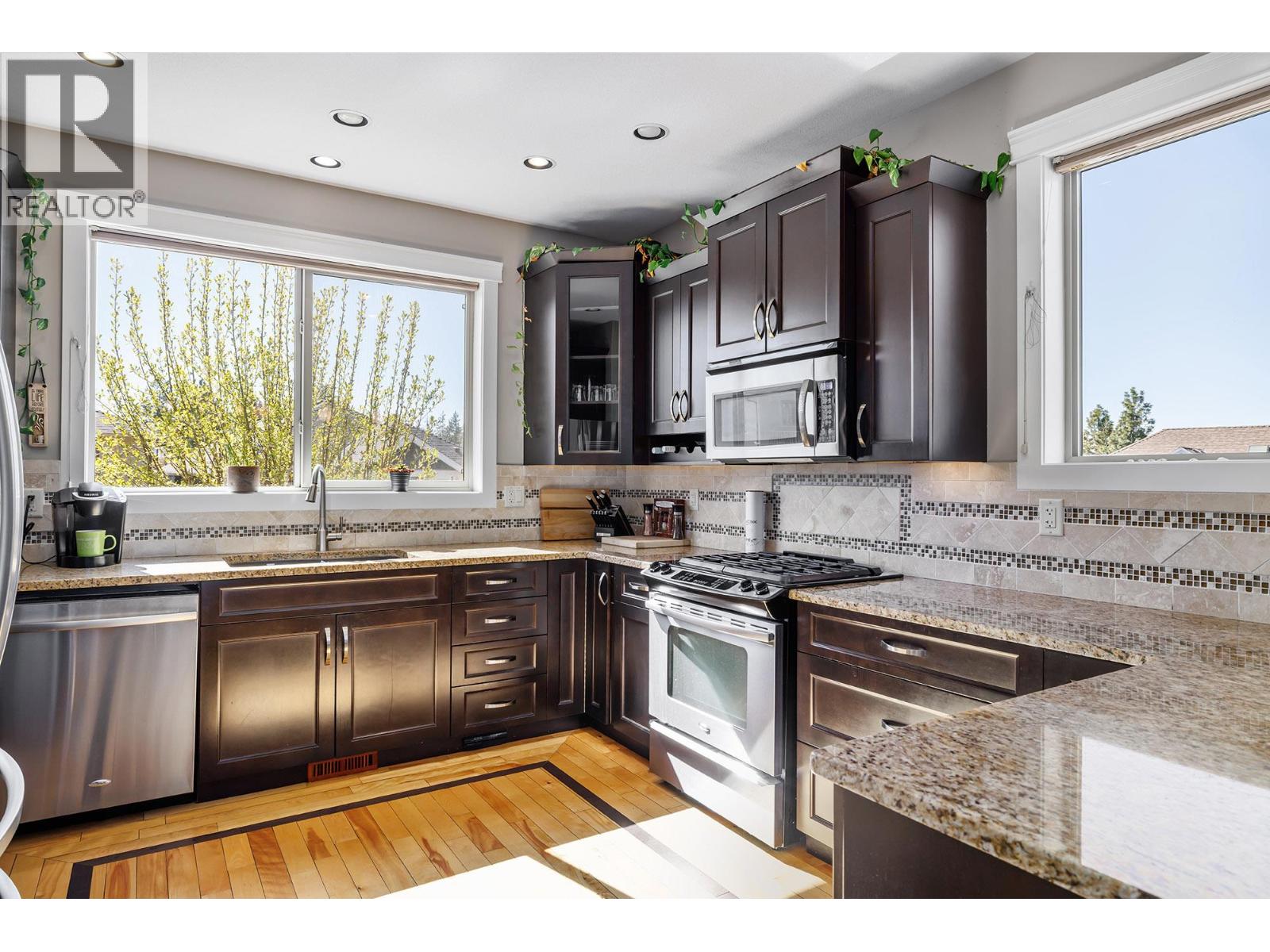 2054 Sunview Drive, West Kelowna, British Columbia  V1Z 3X6 - Photo 9 - 10384228