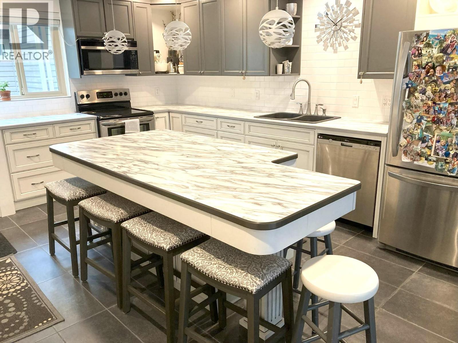 145 Nicola Street Unit# 4, Kamloops, British Columbia  V2C 2P2 - Photo 3 - 10384036