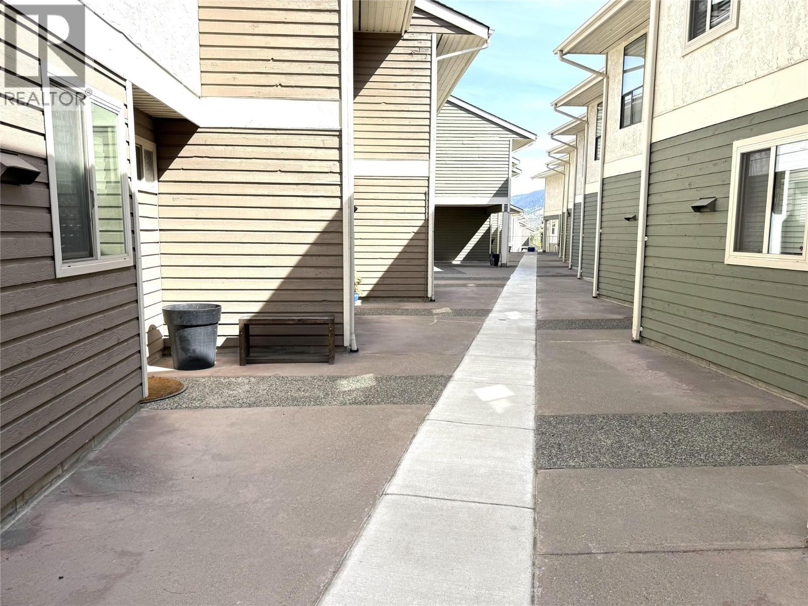 145 Nicola Street Unit# 4, Kamloops, British Columbia  V2C 2P2 - Photo 9 - 10384036