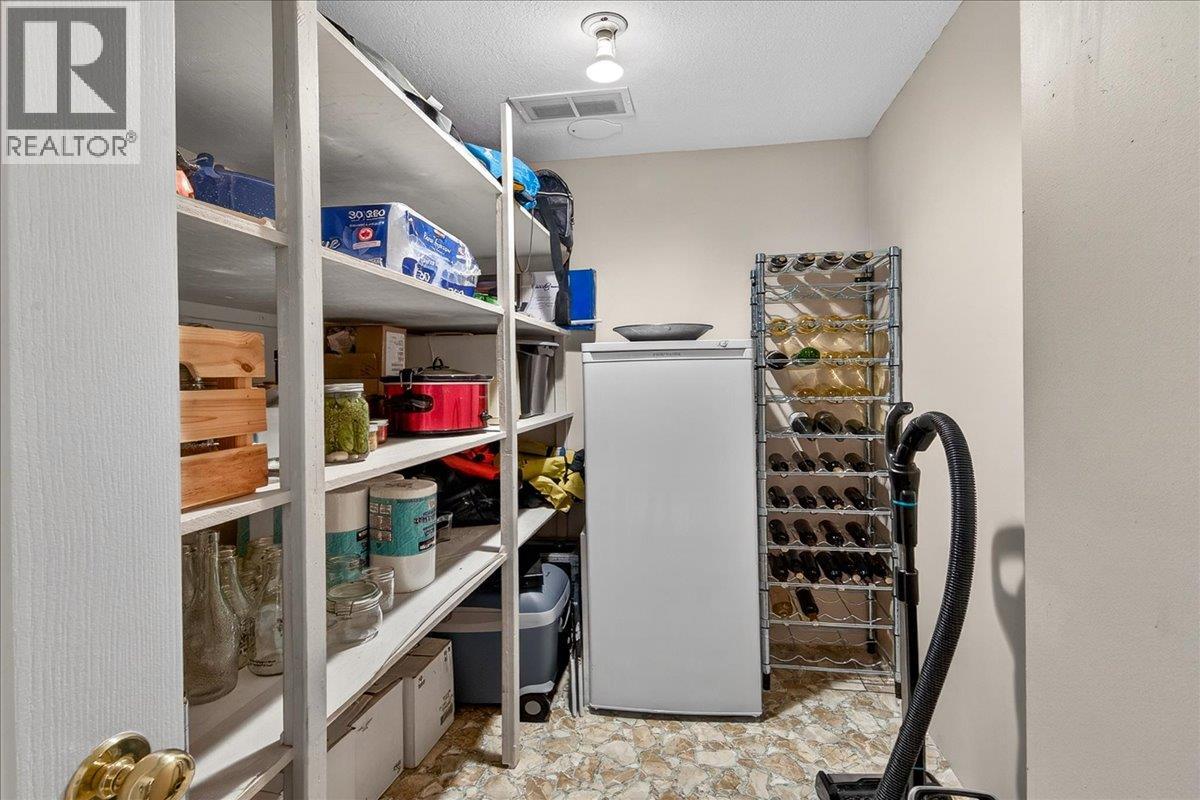 1706 15th Avenue, Invermere, British Columbia  V0A 1K0 - Photo 41 - 10384123