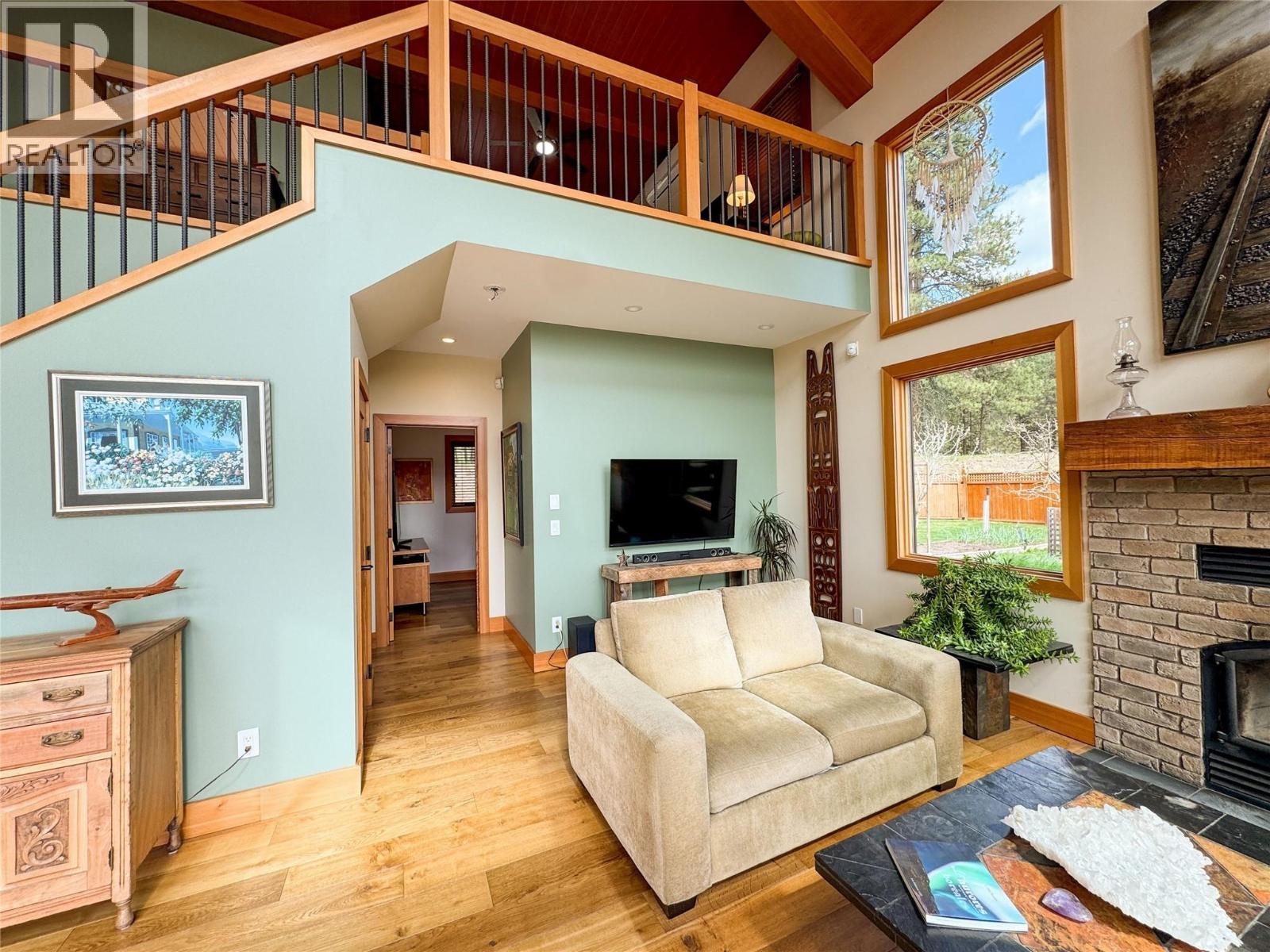 750 395 Highway, Christina Lake, British Columbia  V0H 1E0 - Photo 18 - 10381577