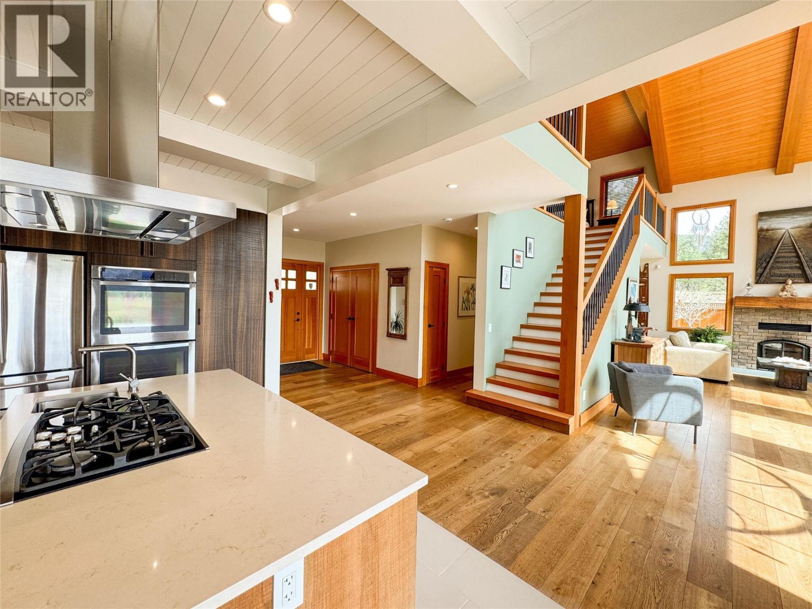 750 395 Highway, Christina Lake, British Columbia  V0H 1E0 - Photo 28 - 10381577