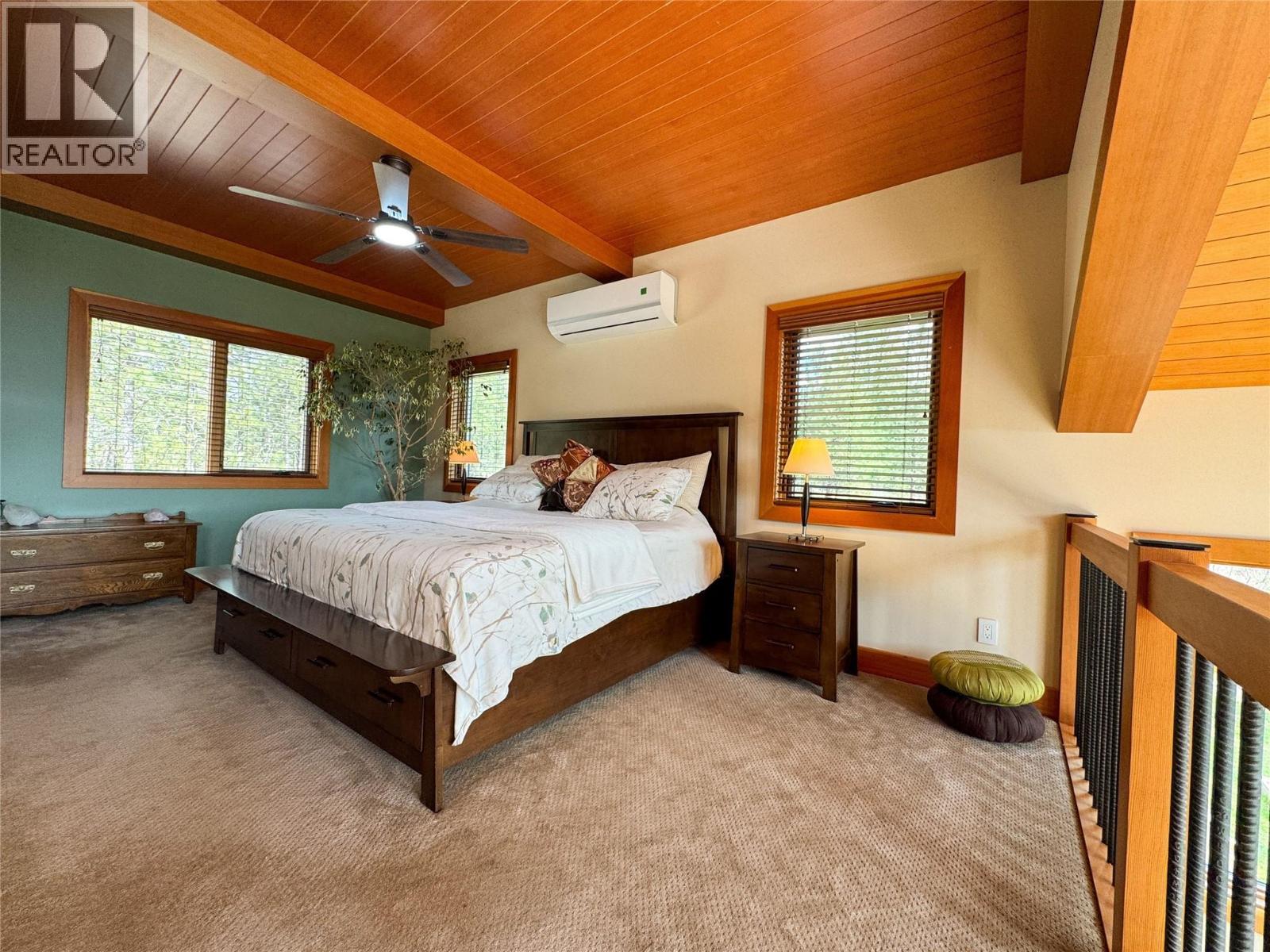 750 395 Highway, Christina Lake, British Columbia  V0H 1E0 - Photo 31 - 10381577