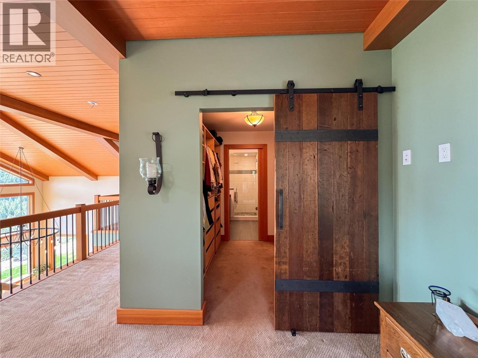 750 395 Highway, Christina Lake, British Columbia  V0H 1E0 - Photo 32 - 10381577