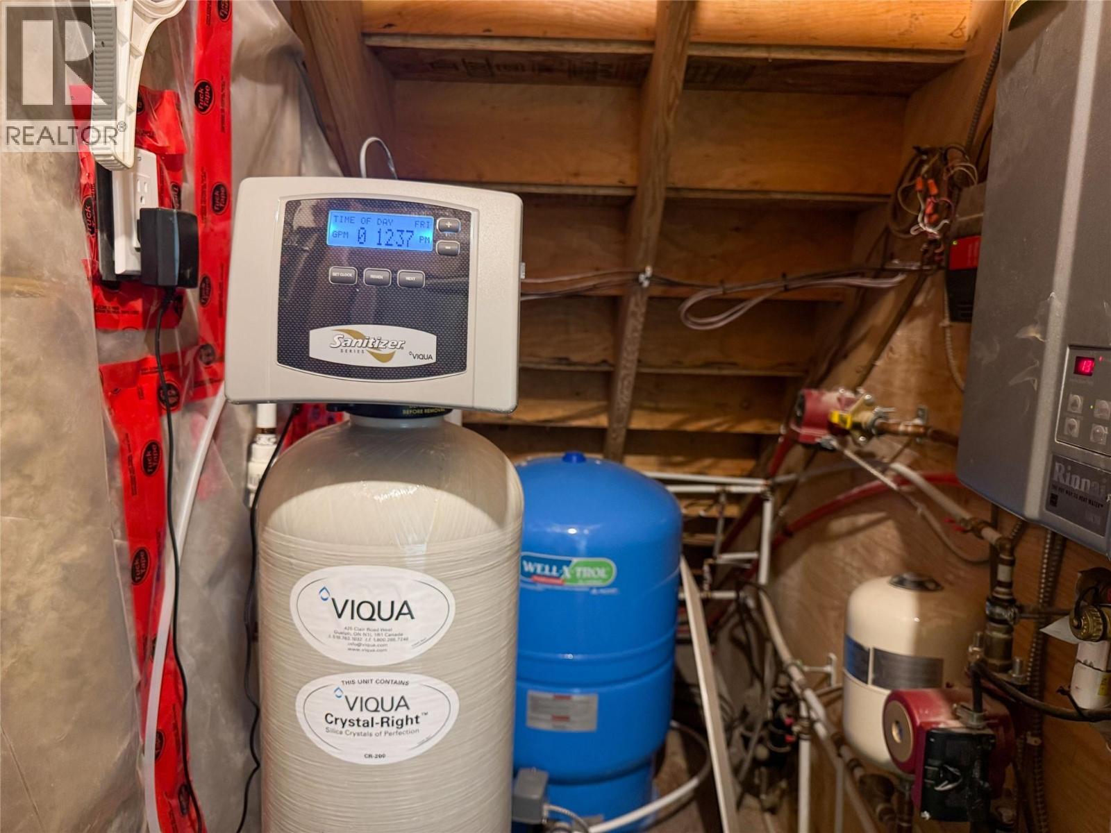 750 395 Highway, Christina Lake, British Columbia  V0H 1E0 - Photo 52 - 10381577