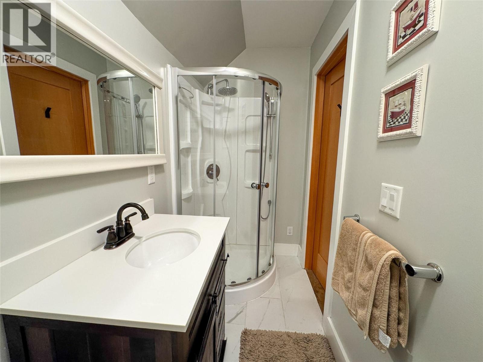 750 395 Highway, Christina Lake, British Columbia  V0H 1E0 - Photo 61 - 10381577