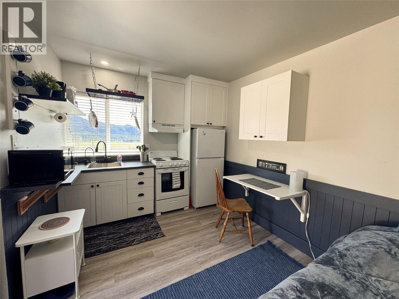 750 395 Highway, Christina Lake, British Columbia  V0H 1E0 - Photo 67 - 10381577