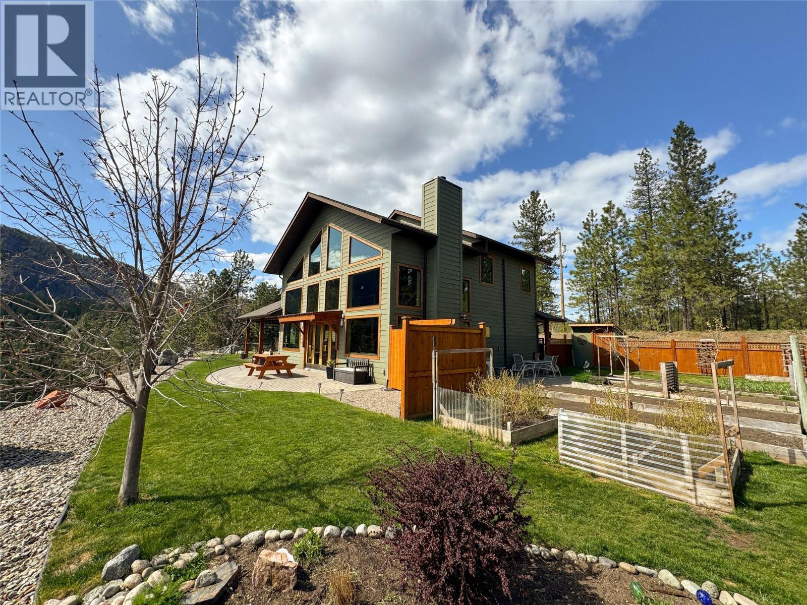 750 395 Highway, Christina Lake, British Columbia  V0H 1E0 - Photo 72 - 10381577