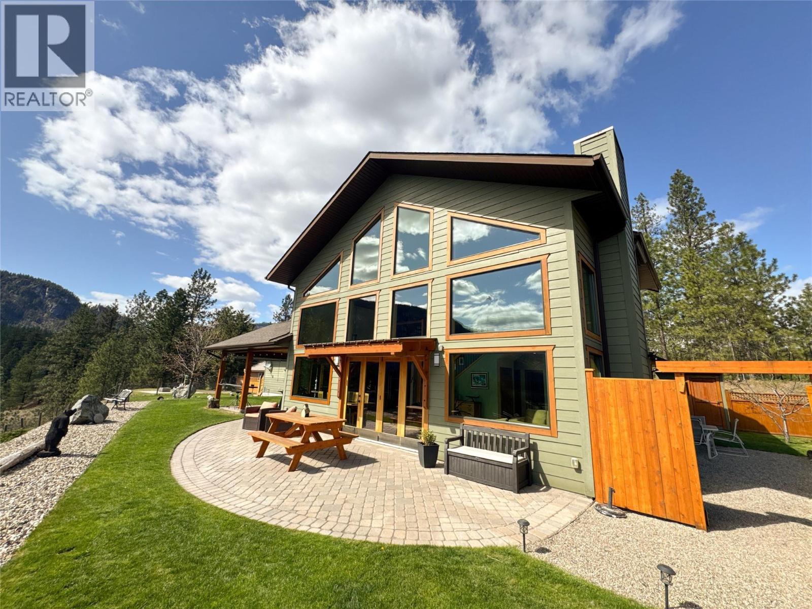 750 395 Highway, Christina Lake, British Columbia  V0H 1E0 - Photo 74 - 10381577