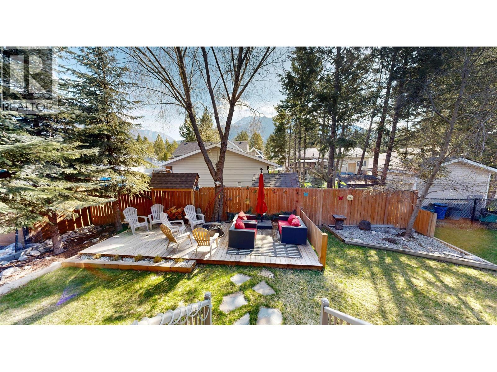 7500 Pine Cone Lane, Radium Hot Springs, British Columbia  V0A 1M0 - Photo 35 - 10384145