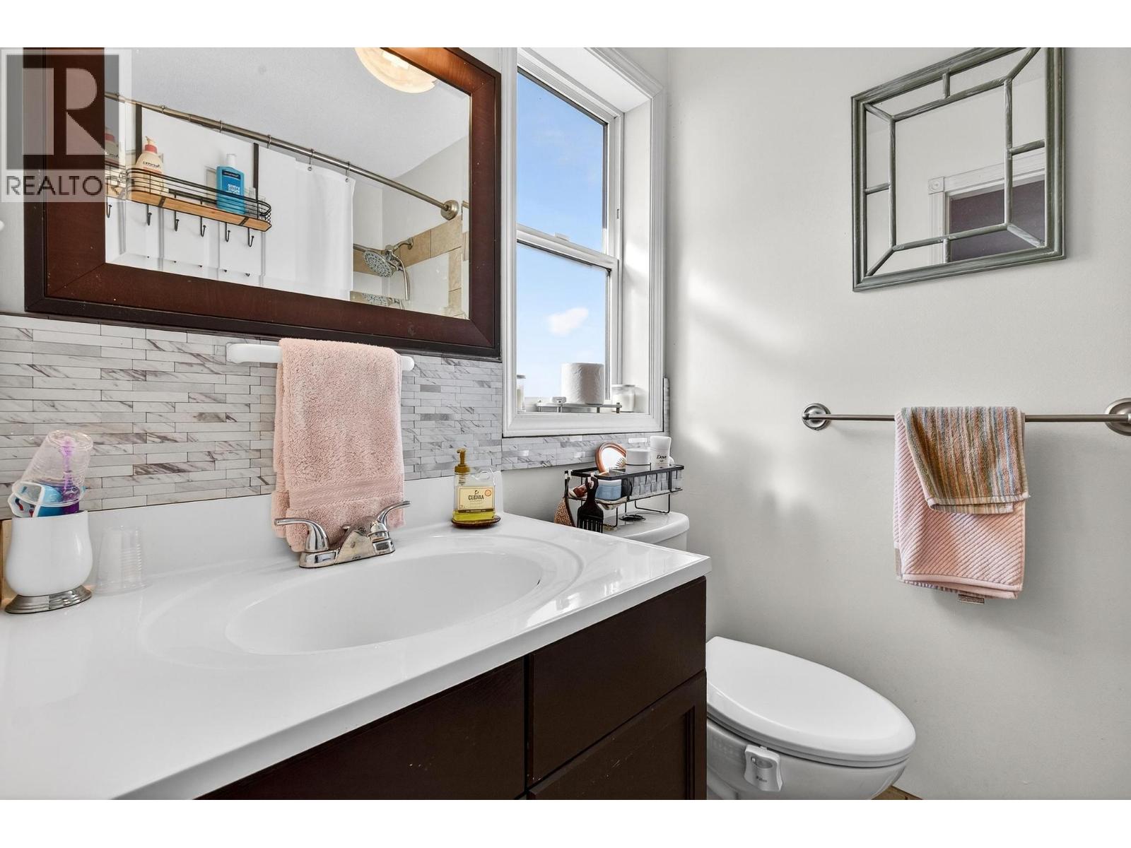 11350 Dakota Road, Lake Country, British Columbia  V4V 1X1 - Photo 12 - 10384229