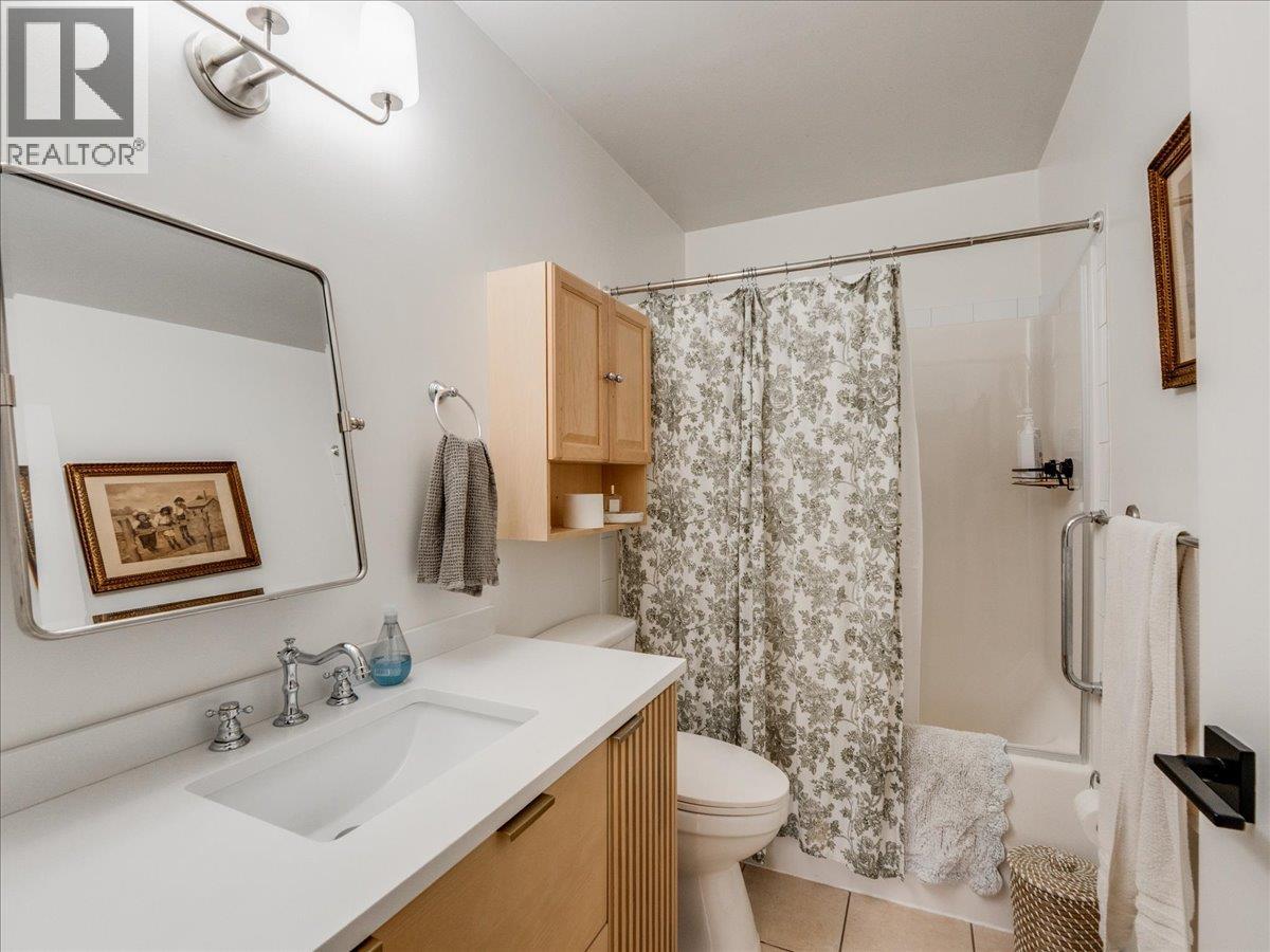 1727 Circle Street, Trail, British Columbia  V1R 1W8 - Photo 24 - 10383735