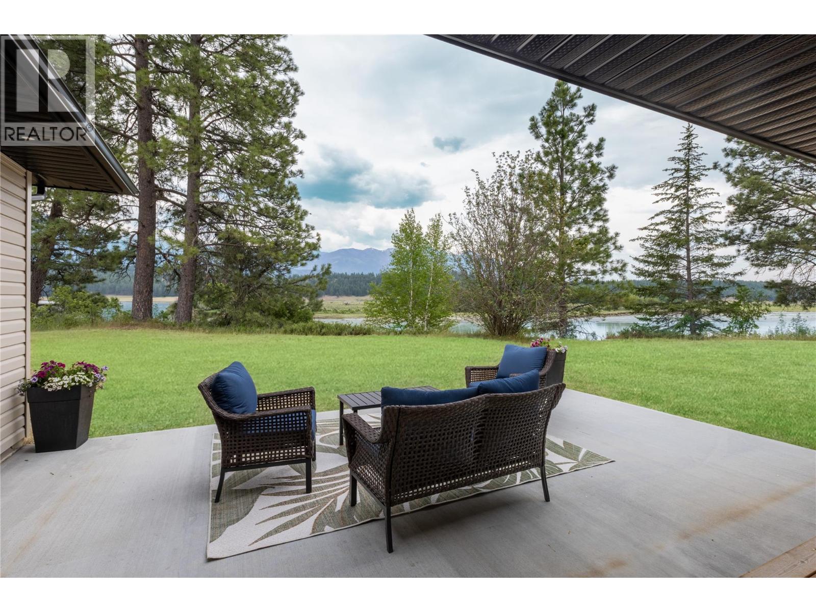 5496 93/95 Highway, Wasa, British Columbia  V0B 0A7 - Photo 30 - 10382734