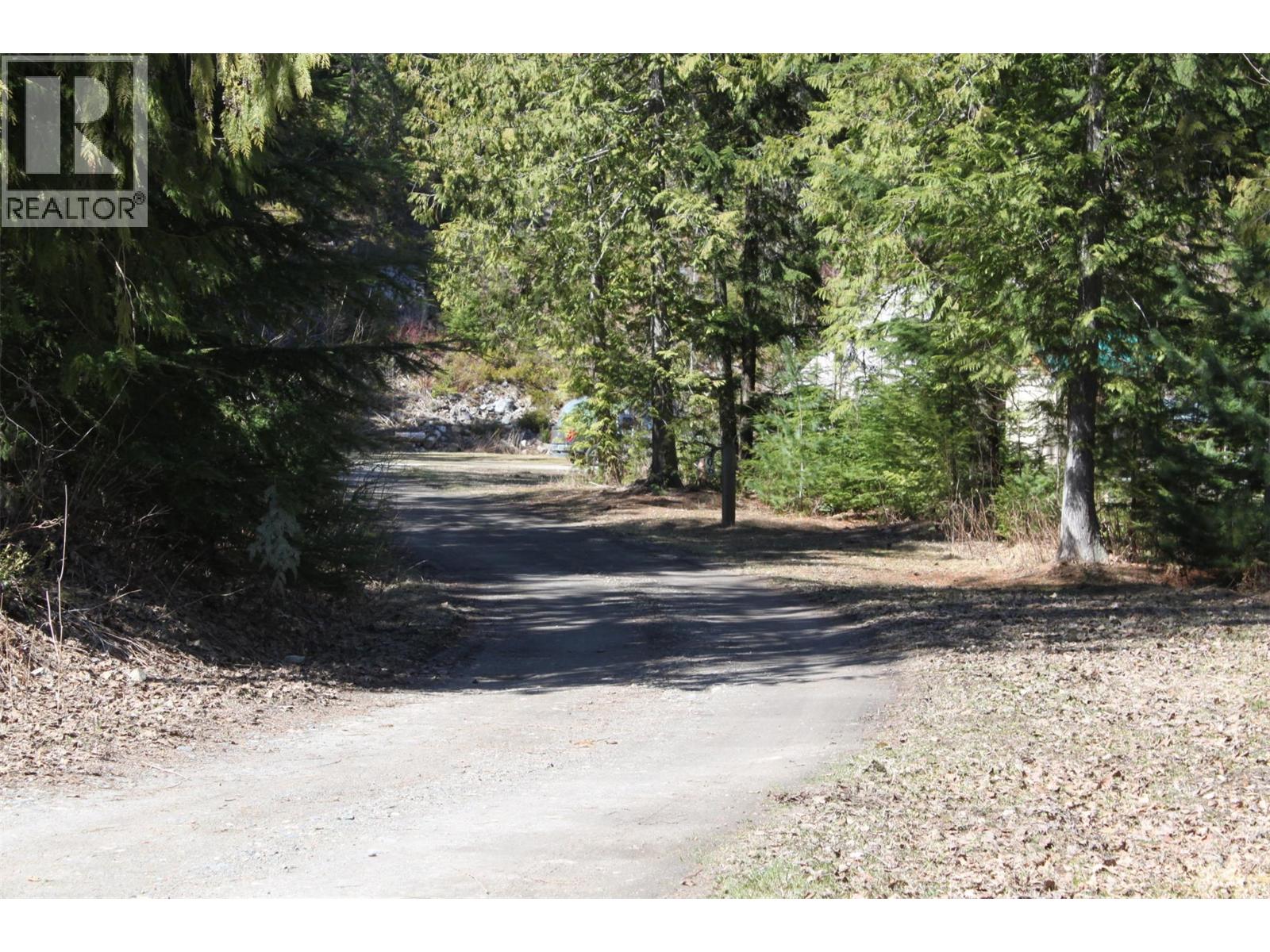 106 Eagles Nest Road, Summit Lake, British Columbia  V0G 1R1 - Photo 35 - 10384134