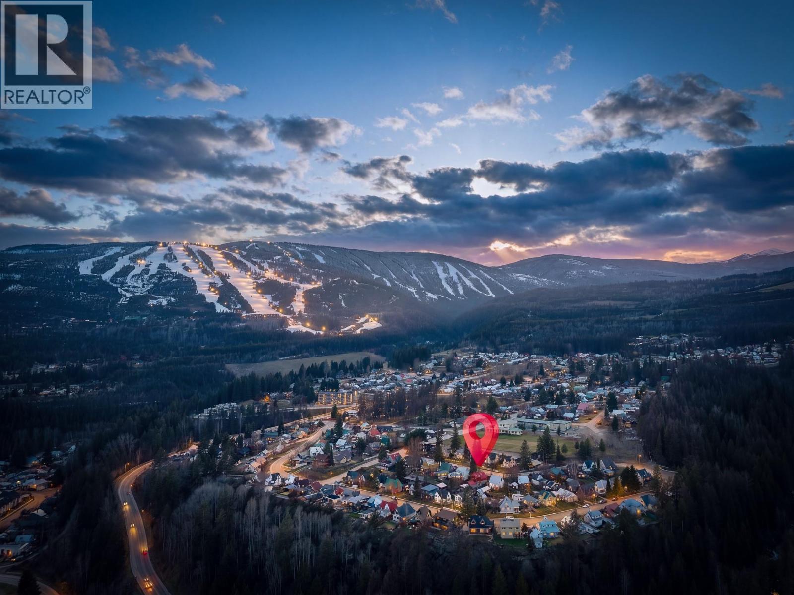 612 Nelson Street, Kimberley, British Columbia  V1A 2M6 - Photo 1 - 10383893