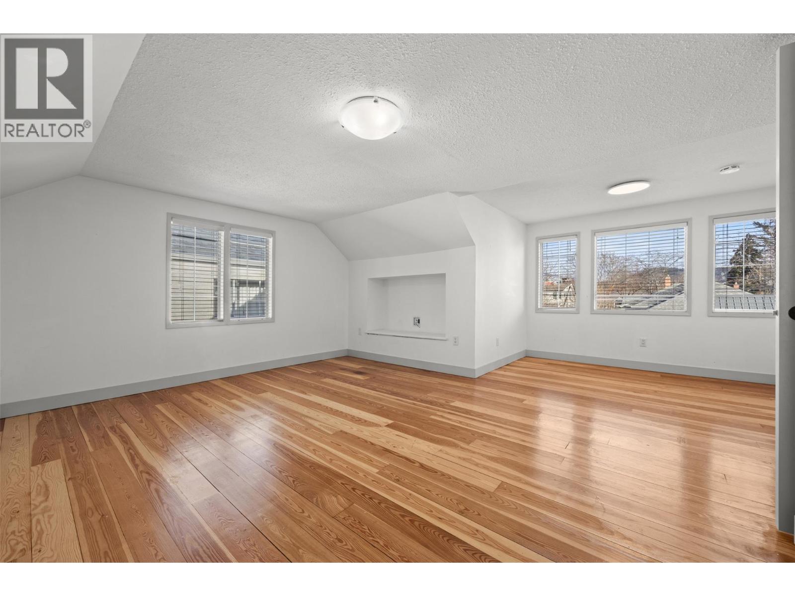 828 Sutherland Avenue, Kelowna, British Columbia  V1Y 5X5 - Photo 20 - 10384244