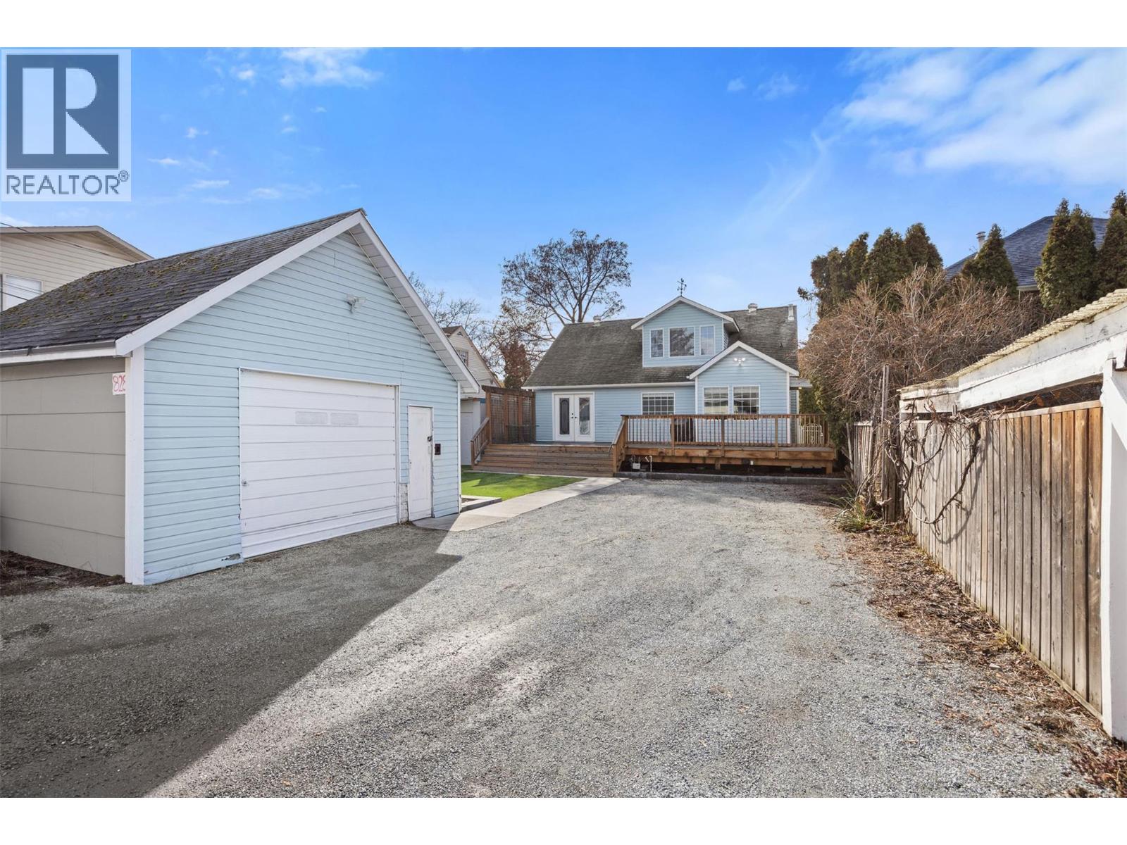 828 Sutherland Avenue, Kelowna, British Columbia  V1Y 5X5 - Photo 31 - 10384244