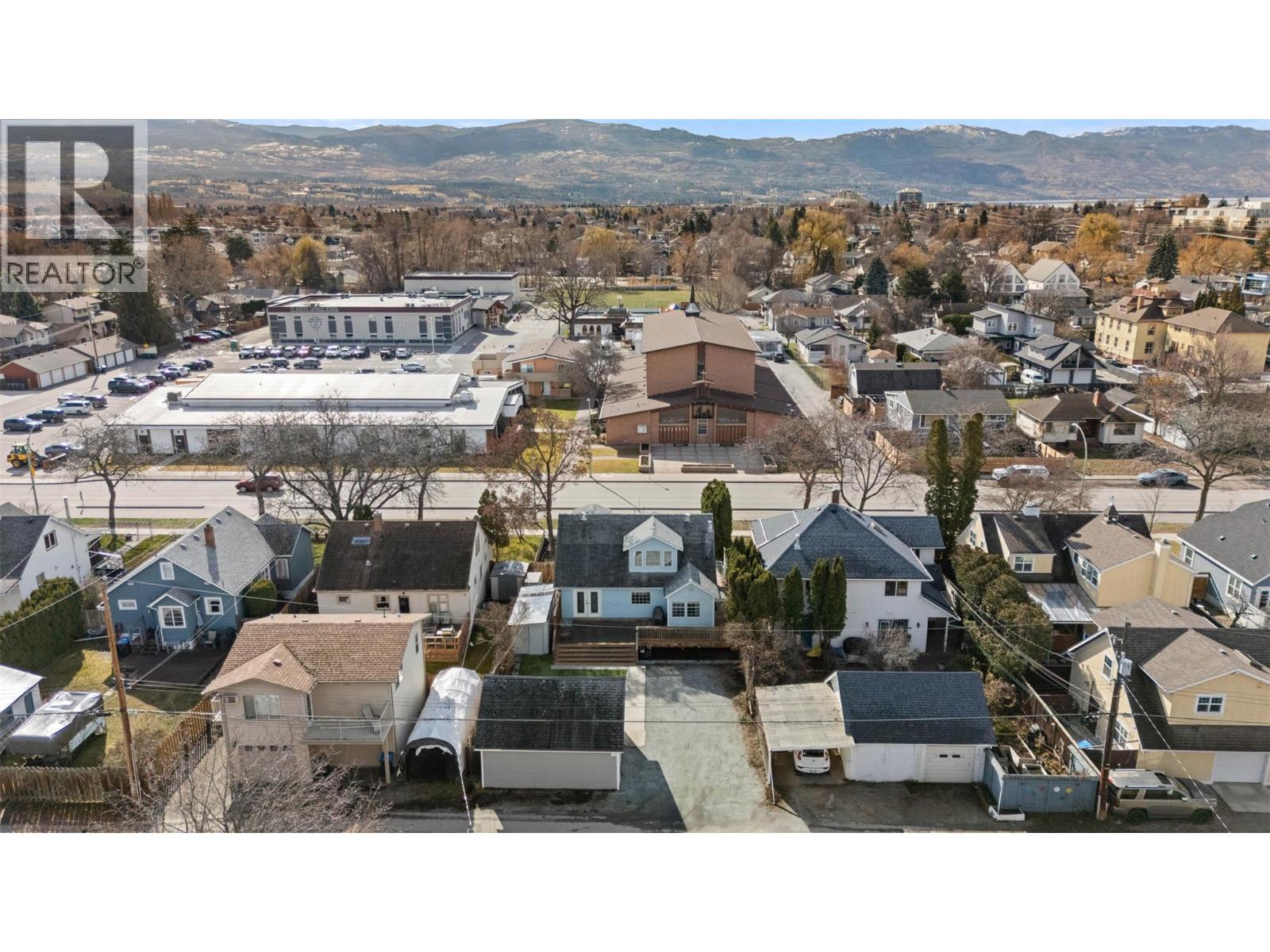 828 Sutherland Avenue, Kelowna, British Columbia  V1Y 5X5 - Photo 38 - 10384244