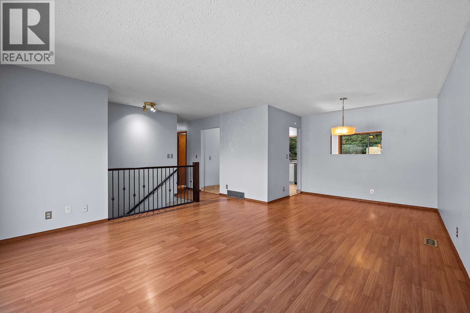 2949 Sandstone Crescent, West Kelowna, British Columbia  V4T 1T2 - Photo 9 - 10383914