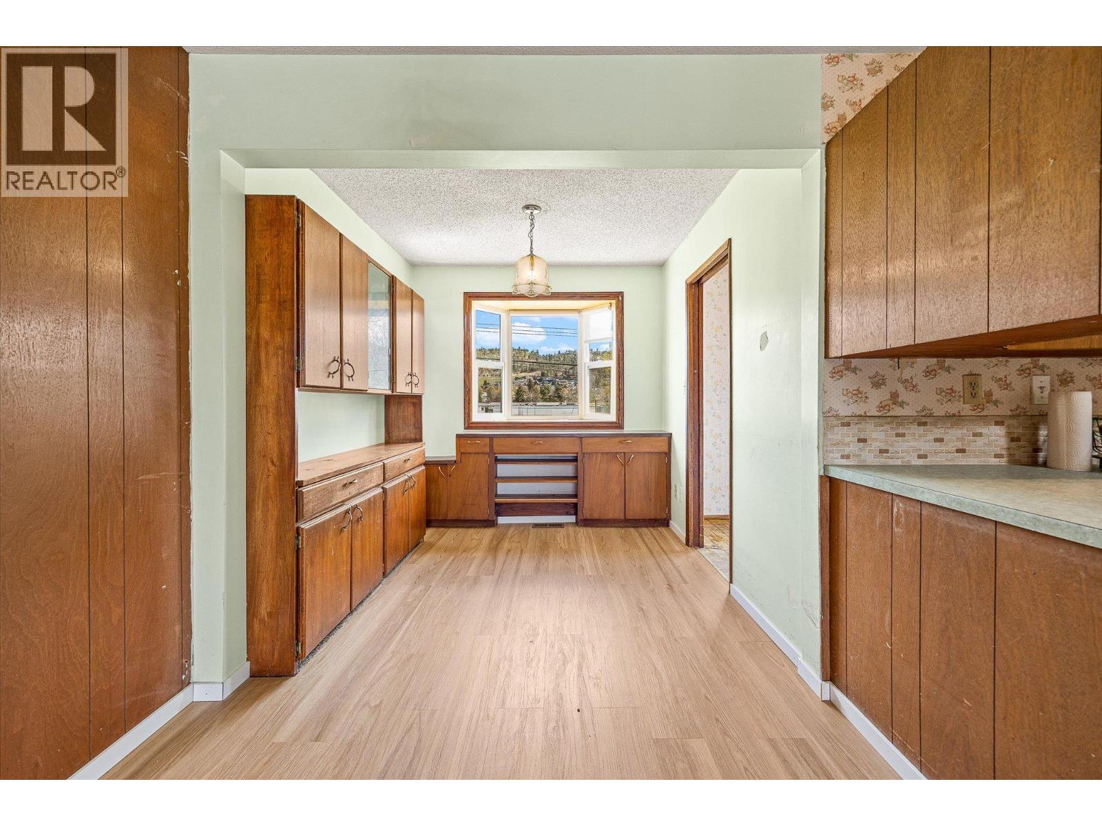 945 Kennedy Street, Kelowna, British Columbia  V1Y 4E9 - Photo 17 - 10383730