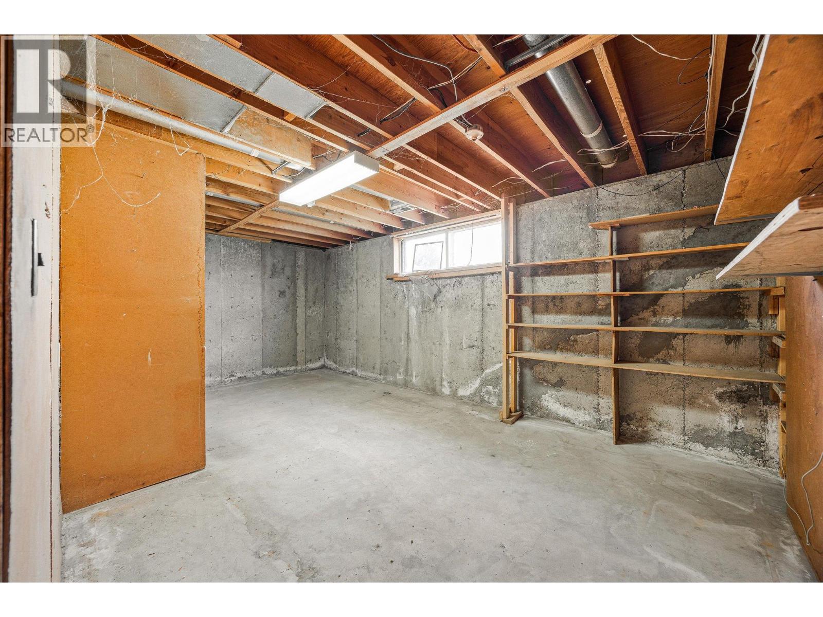 945 Kennedy Street, Kelowna, British Columbia  V1Y 4E9 - Photo 31 - 10383730