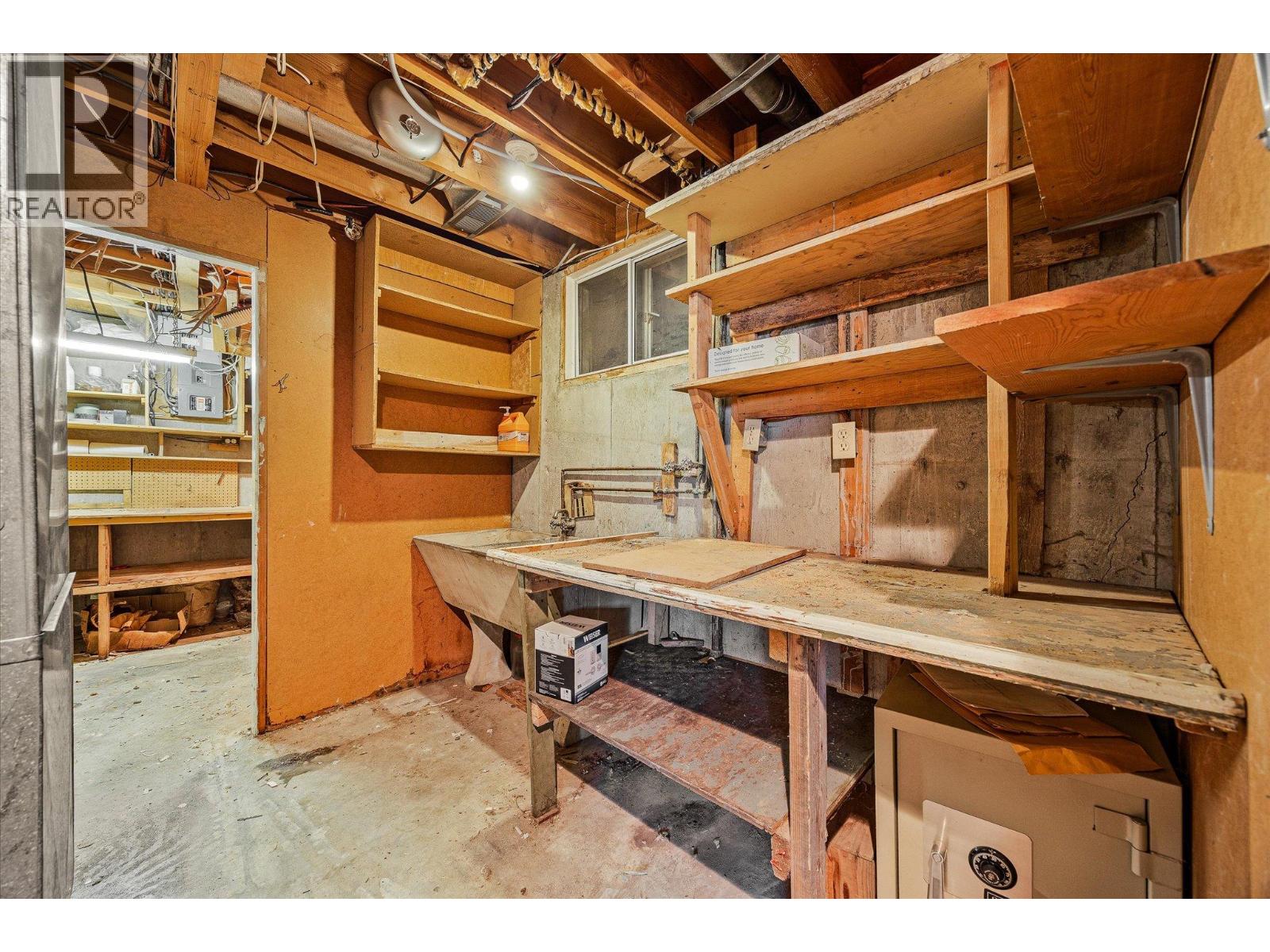 945 Kennedy Street, Kelowna, British Columbia  V1Y 4E9 - Photo 33 - 10383730