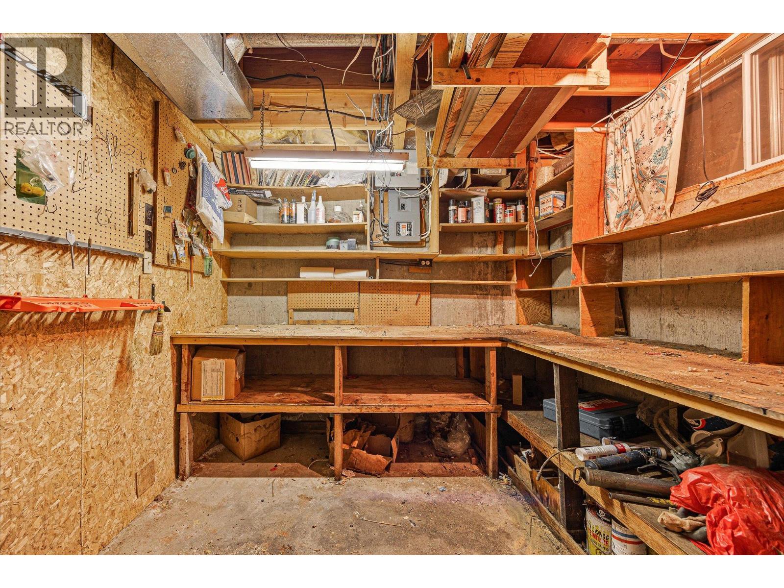 945 Kennedy Street, Kelowna, British Columbia  V1Y 4E9 - Photo 34 - 10383730