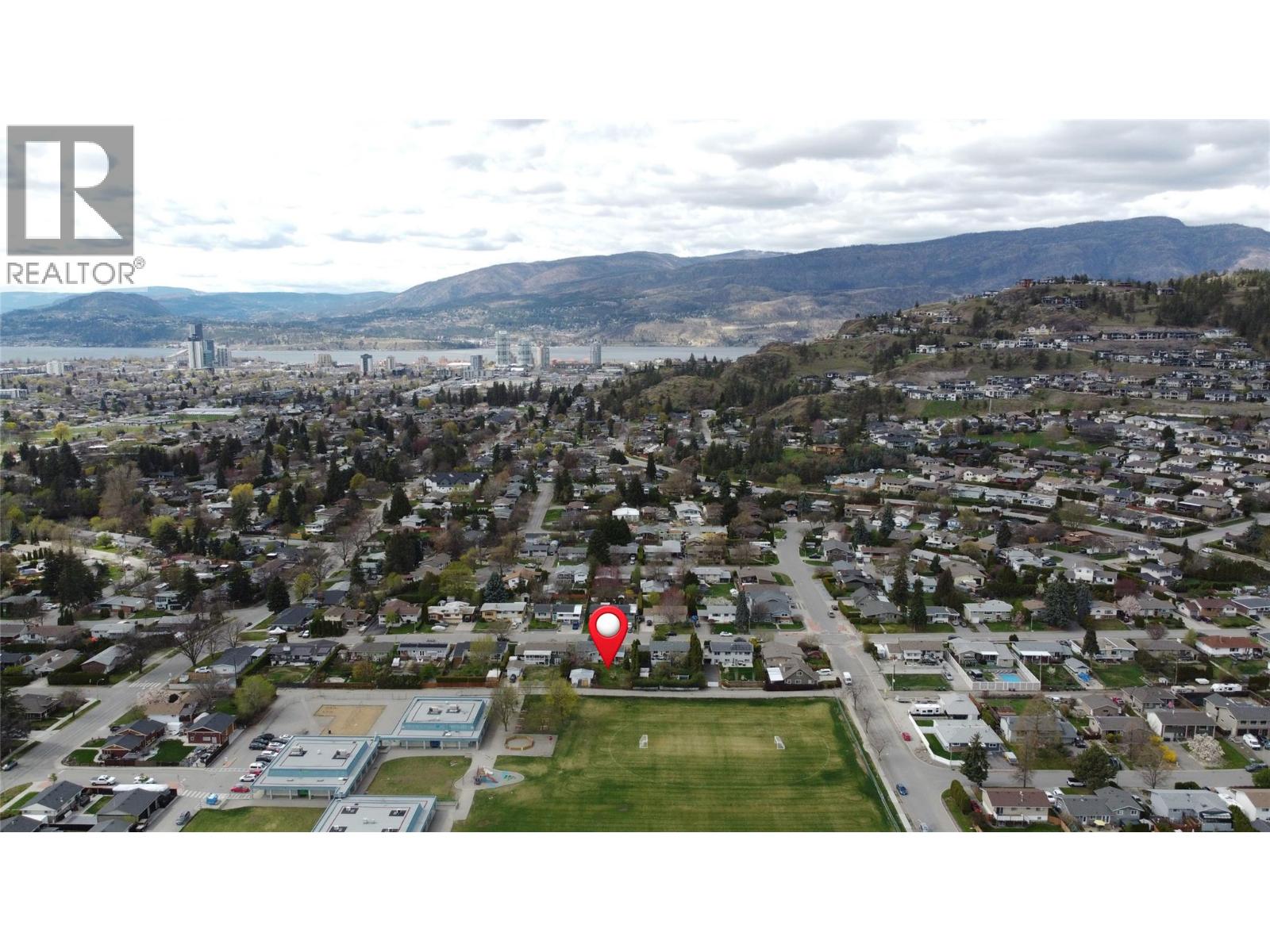 945 Kennedy Street, Kelowna, British Columbia  V1Y 4E9 - Photo 36 - 10383730