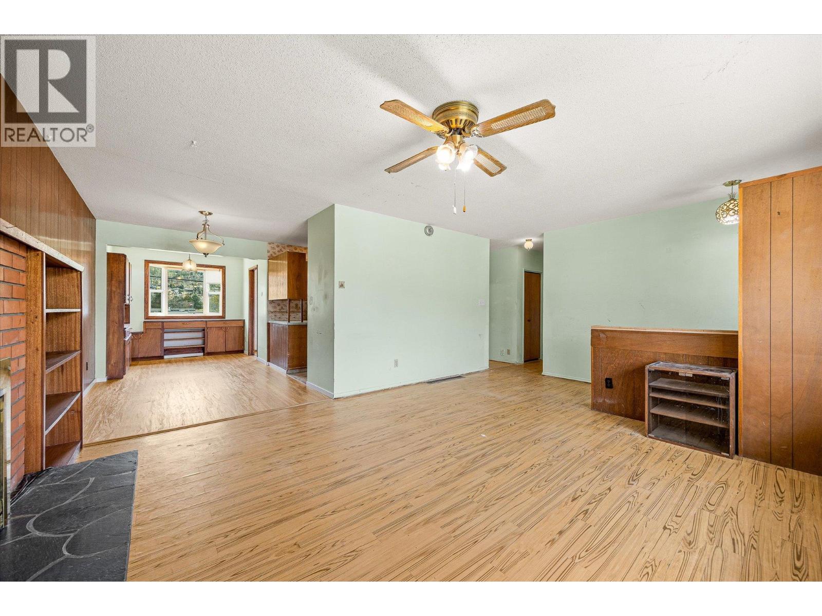 945 Kennedy Street, Kelowna, British Columbia  V1Y 4E9 - Photo 9 - 10383730