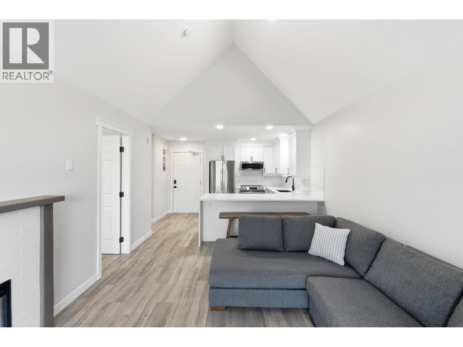 1965 Pandosy Street Unit# 309, Kelowna, British Columbia  V1Y 1R9 - Photo 6 - 10384248