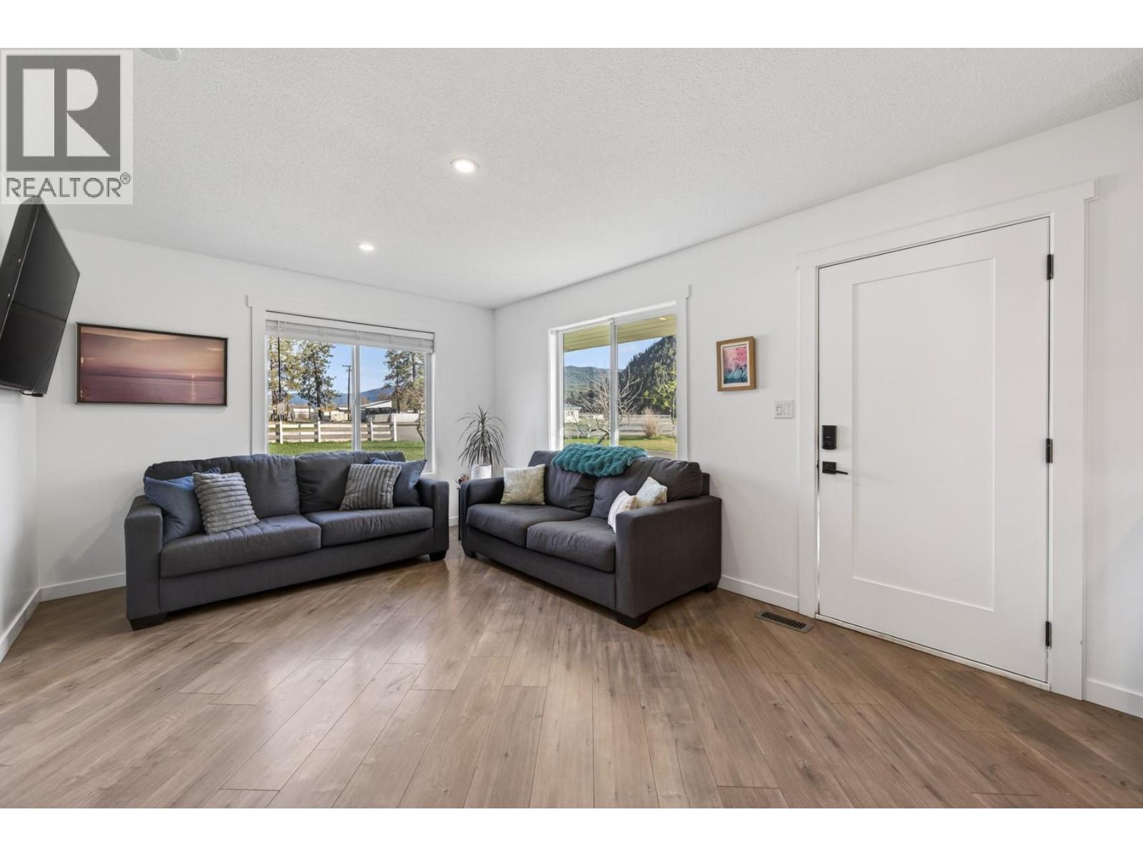 2205 Coyle Road, Merritt, British Columbia  V1K 1N4 - Photo 14 - 10384154