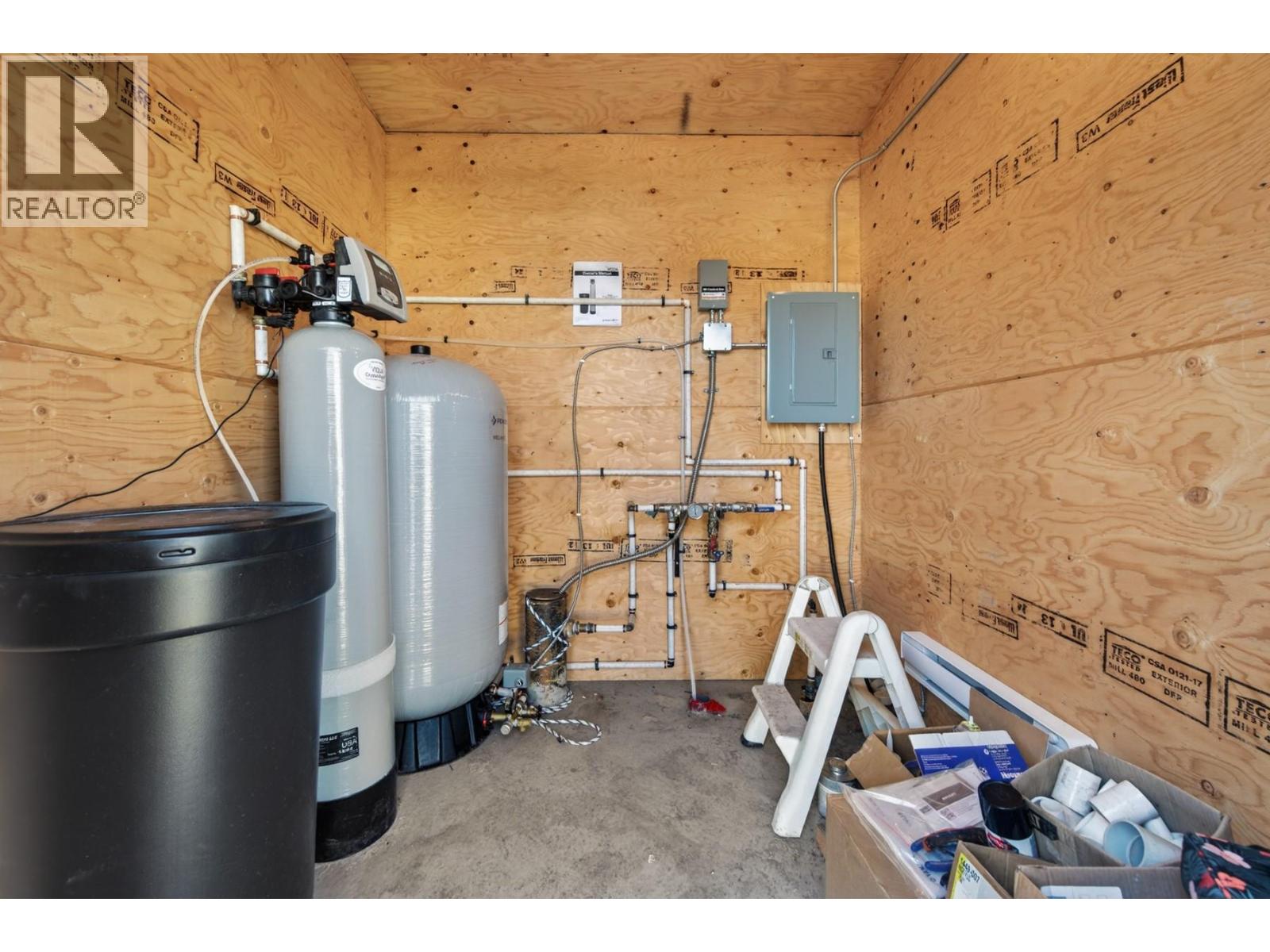 2205 Coyle Road, Merritt, British Columbia  V1K 1N4 - Photo 31 - 10384154