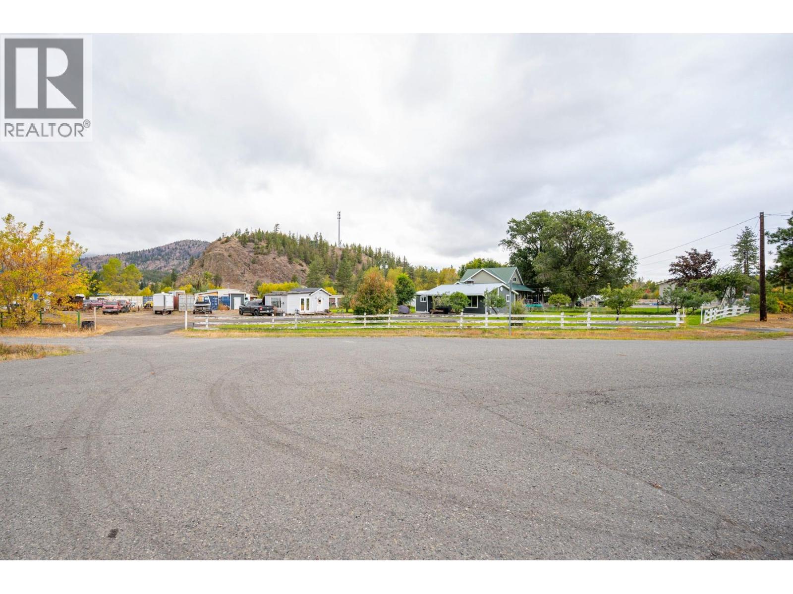 2205 Coyle Road, Merritt, British Columbia  V1K 1N4 - Photo 32 - 10384154