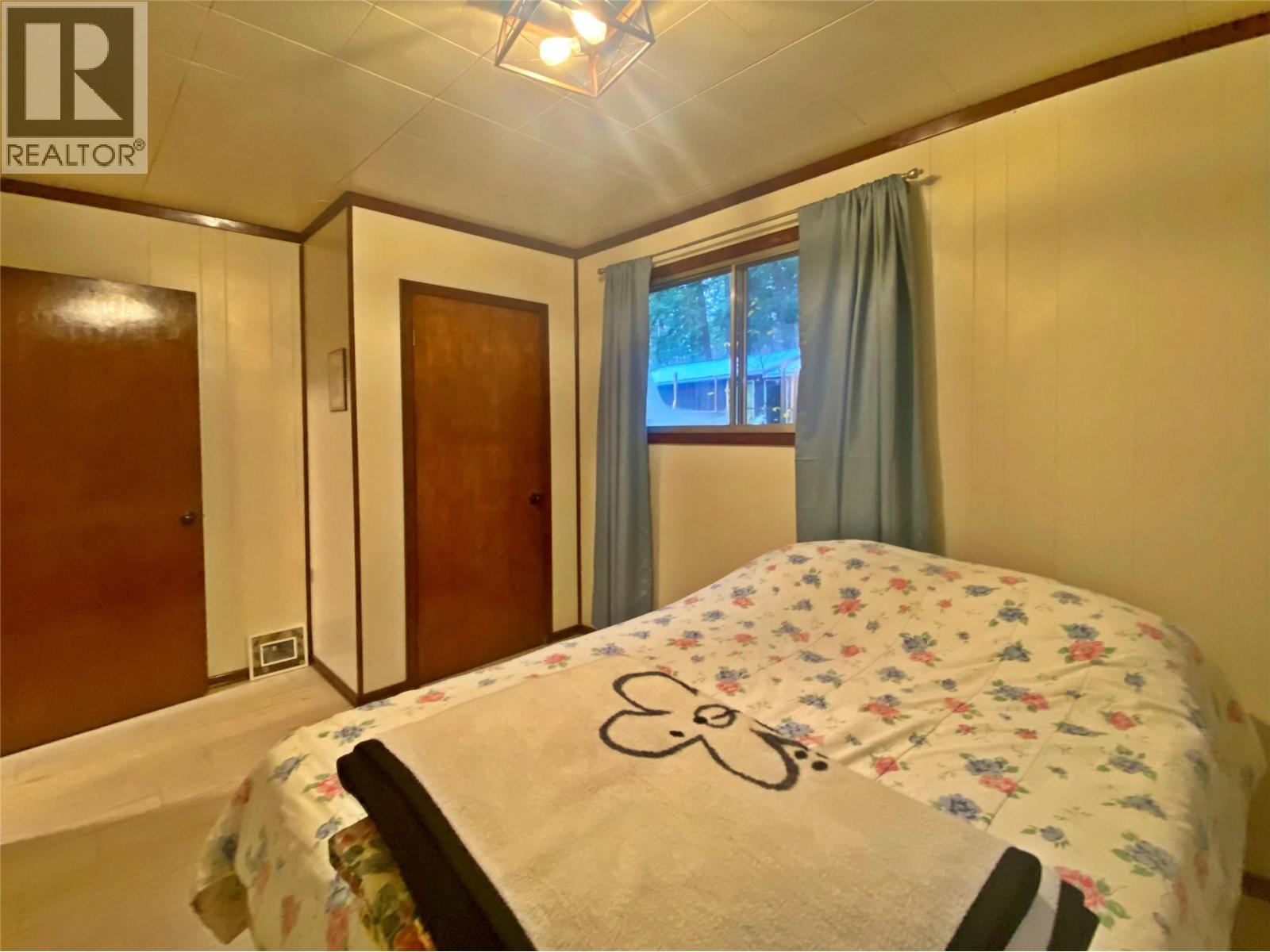 541 24 Highway, Little Fort, British Columbia  V0E 1C0 - Photo 15 - 10384174