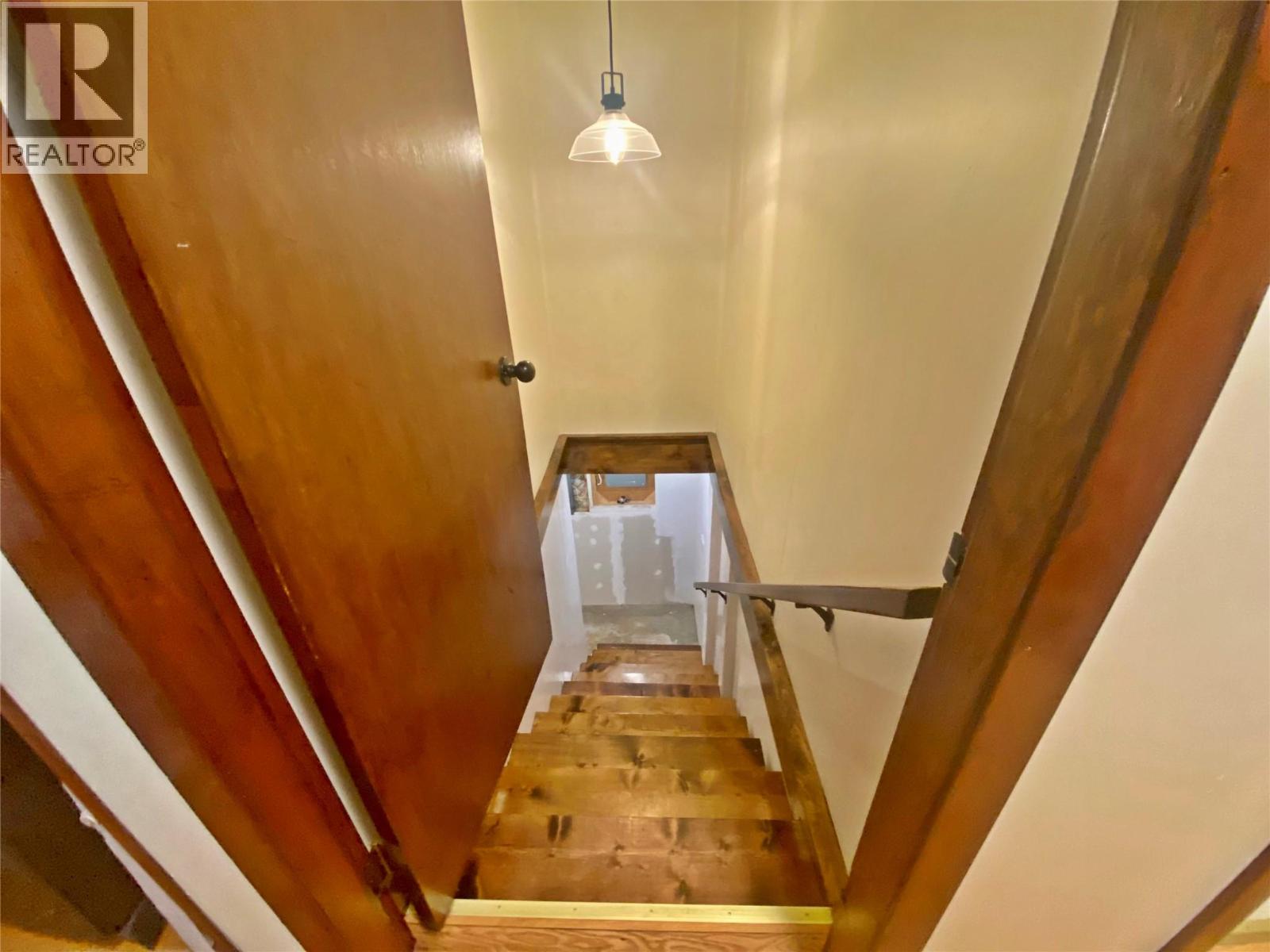 541 24 Highway, Little Fort, British Columbia  V0E 1C0 - Photo 18 - 10384174