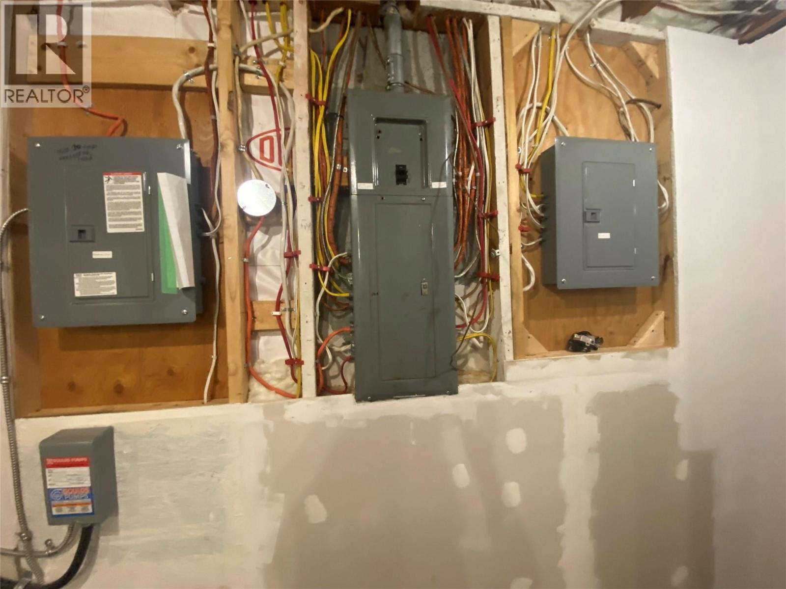 541 24 Highway, Little Fort, British Columbia  V0E 1C0 - Photo 19 - 10384174