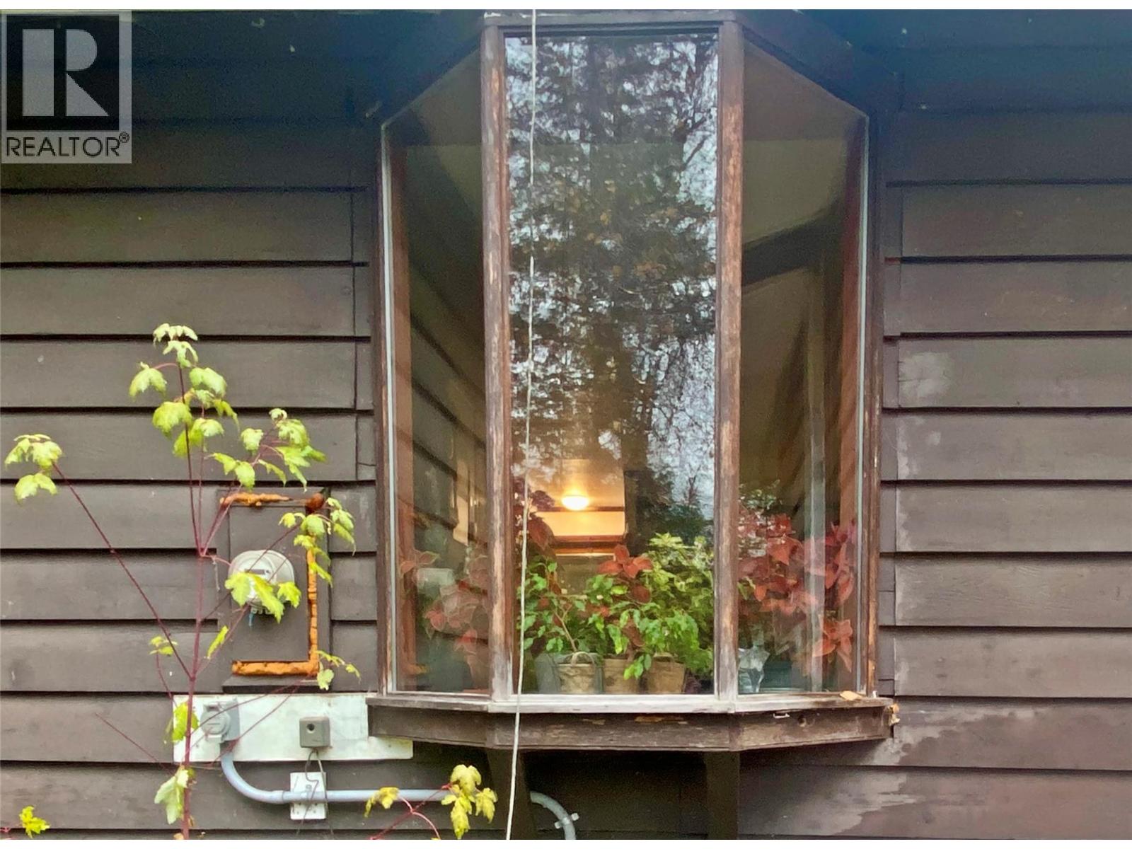 541 24 Highway, Little Fort, British Columbia  V0E 1C0 - Photo 58 - 10384174