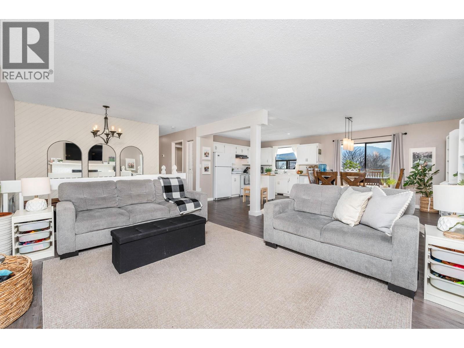 5608 Allenby Crescent, Vernon, British Columbia  V1T 8P8 - Photo 11 - 10375886