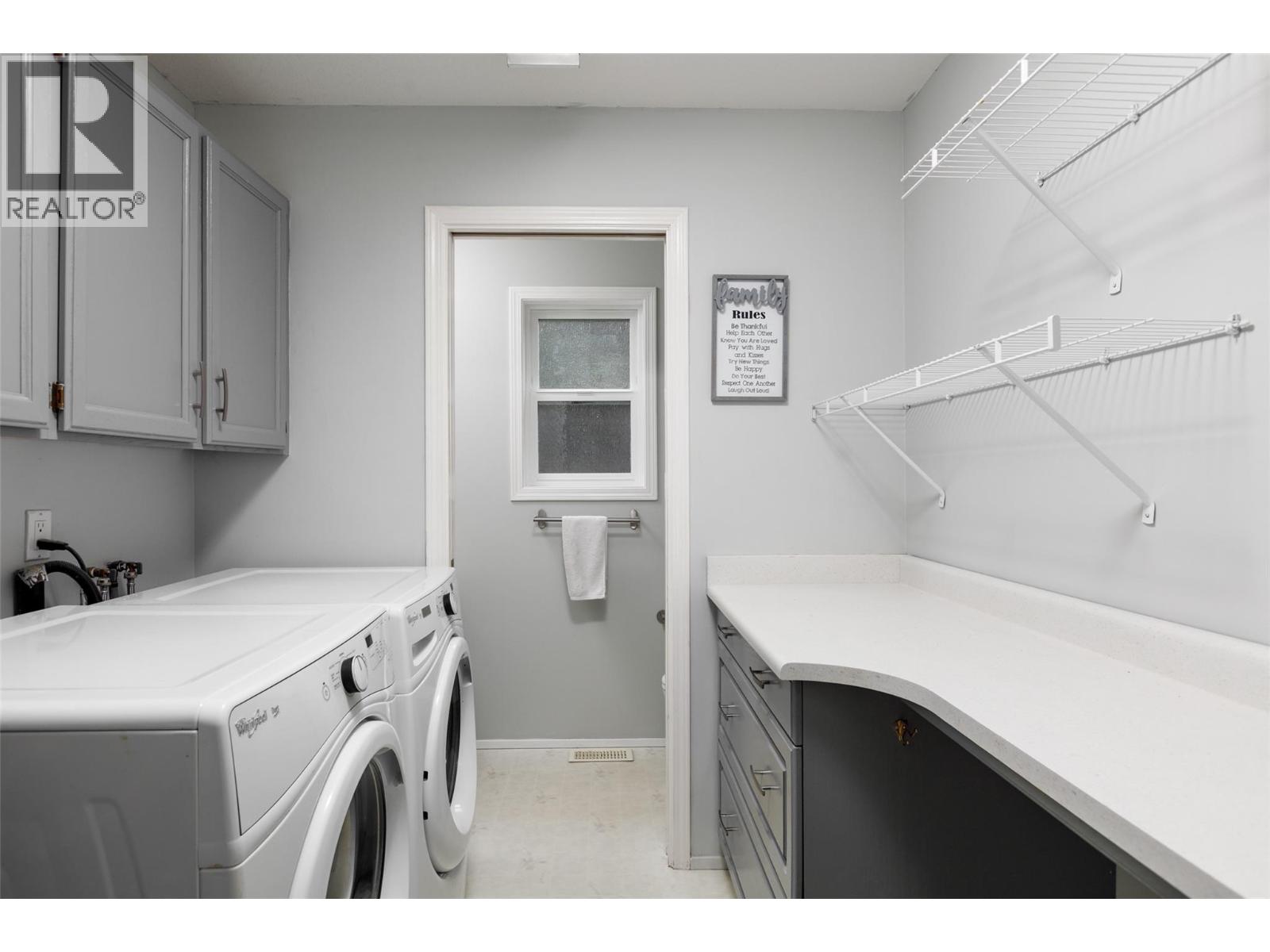 2207 Shannon Ridge Drive, West Kelowna, British Columbia  V4T 2L1 - Photo 25 - 10384276