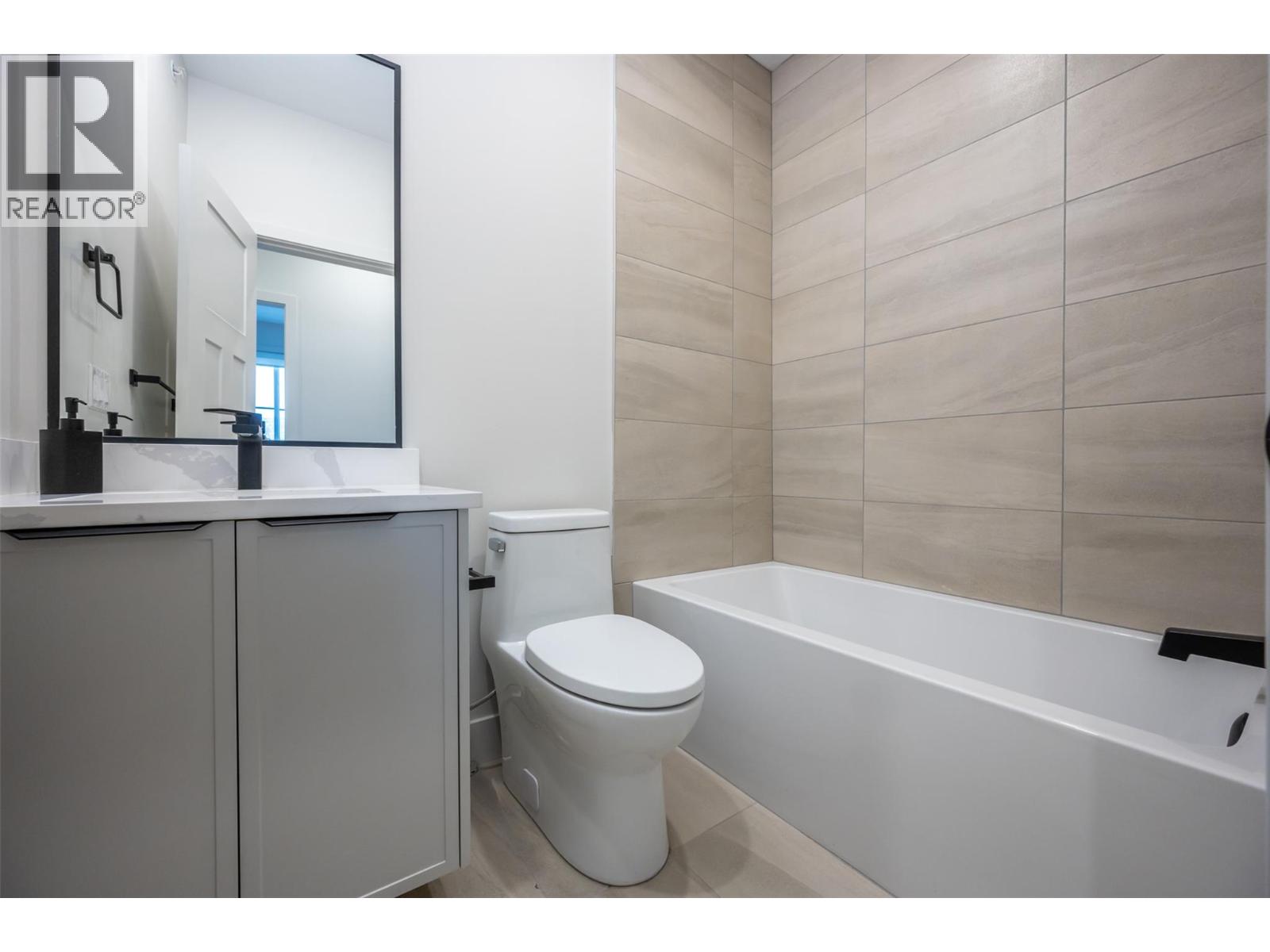 784 Argyle Street Unit# 102, Penticton, British Columbia  V2A 0J6 - Photo 17 - 10384310