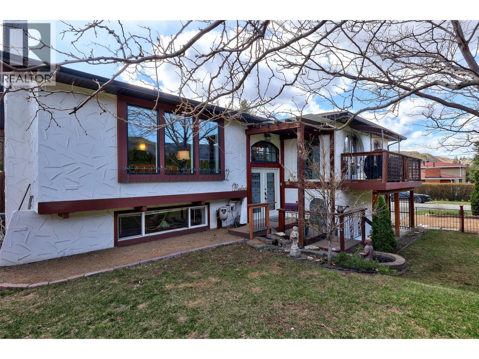 381 Mary Place, Kamloops, British Columbia  V2C 4Y5 - Photo 1 - 10384181