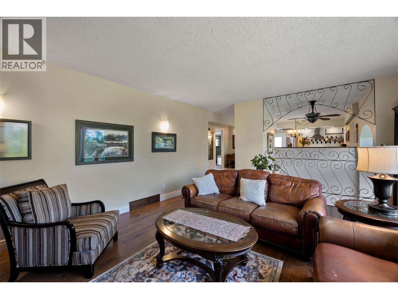 381 Mary Place, Kamloops, British Columbia  V2C 4Y5 - Photo 12 - 10384181